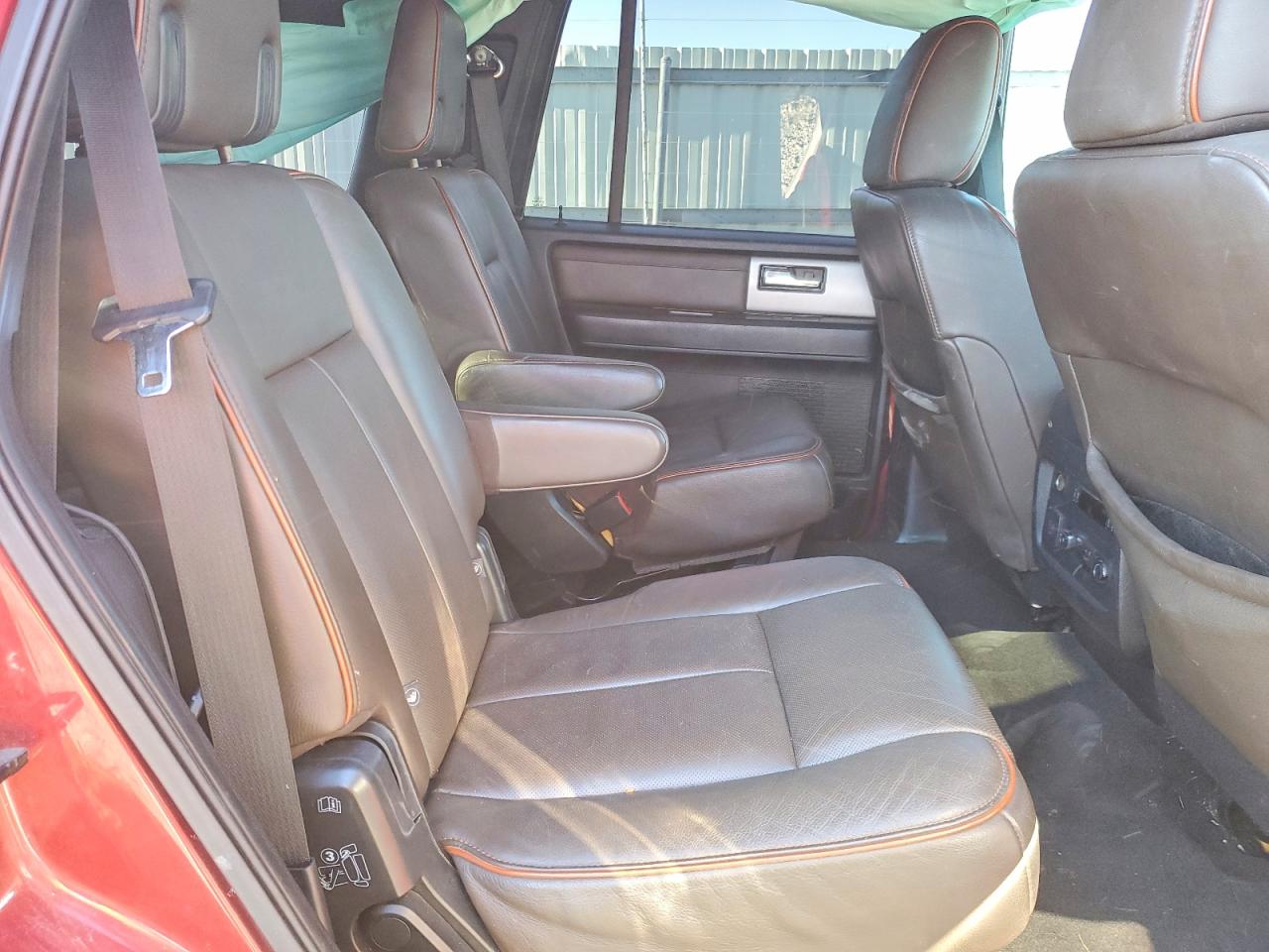 2015 Ford Expedition Xlt Красный vin: 1FMJU1HT0FEF10918