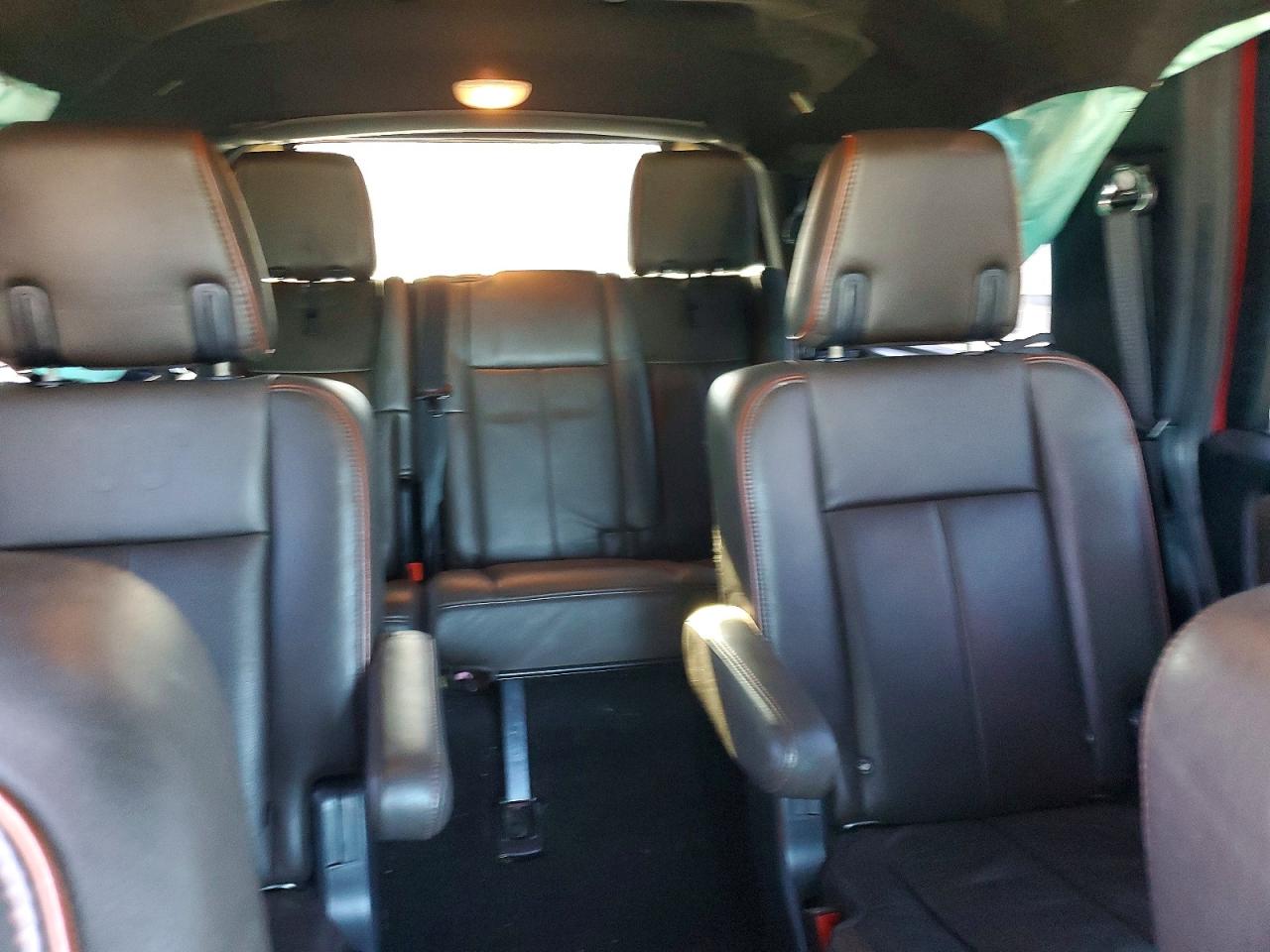 2015 Ford Expedition Xlt Красный vin: 1FMJU1HT0FEF10918