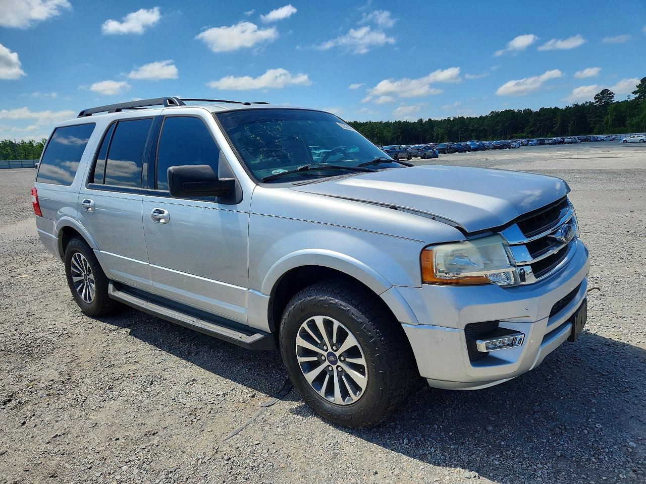 2015 Ford Expedition Xlt Silver vin: 1FMJU1HT0FEF46558