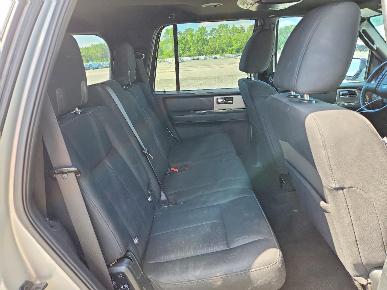 2015 Ford Expedition Xlt Silver vin: 1FMJU1HT0FEF46558