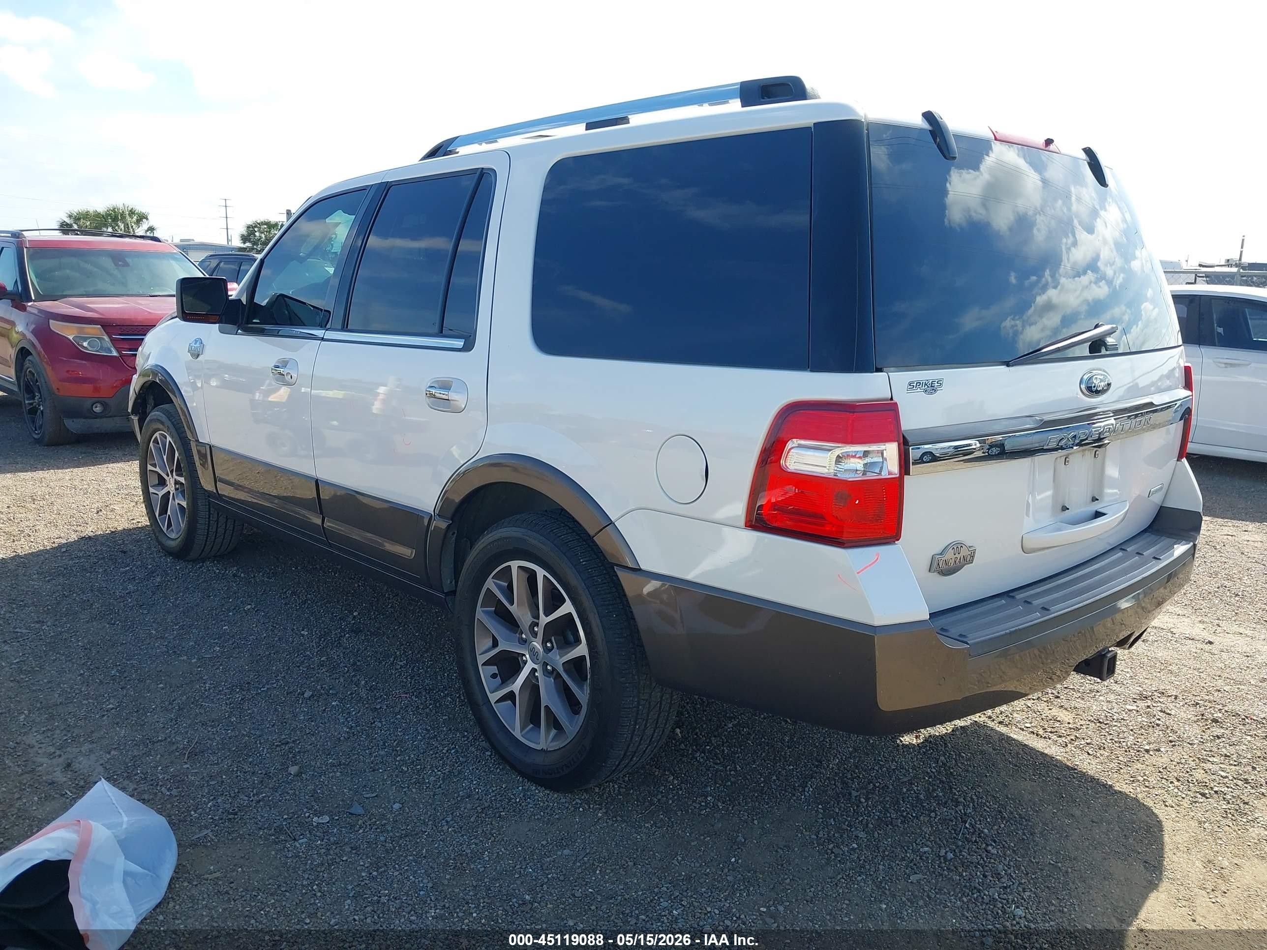 2015 Ford Expedition King Ranch White vin: 1FMJU1HT1FEF12807