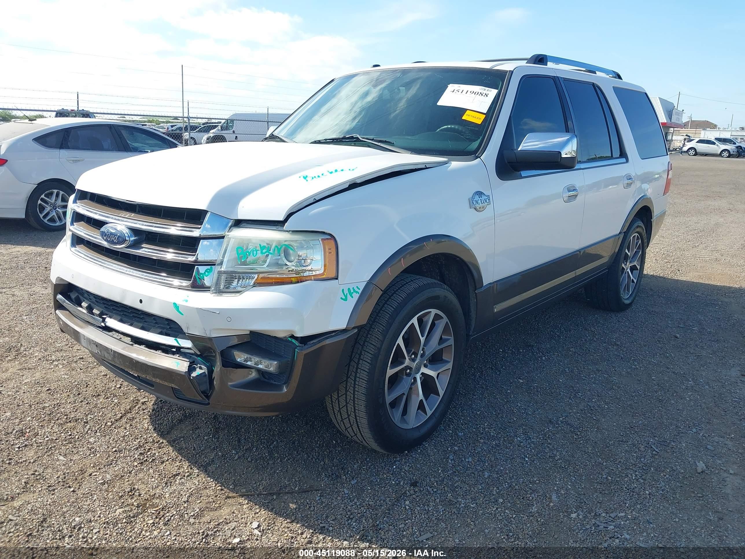 2015 Ford Expedition King Ranch White vin: 1FMJU1HT1FEF12807