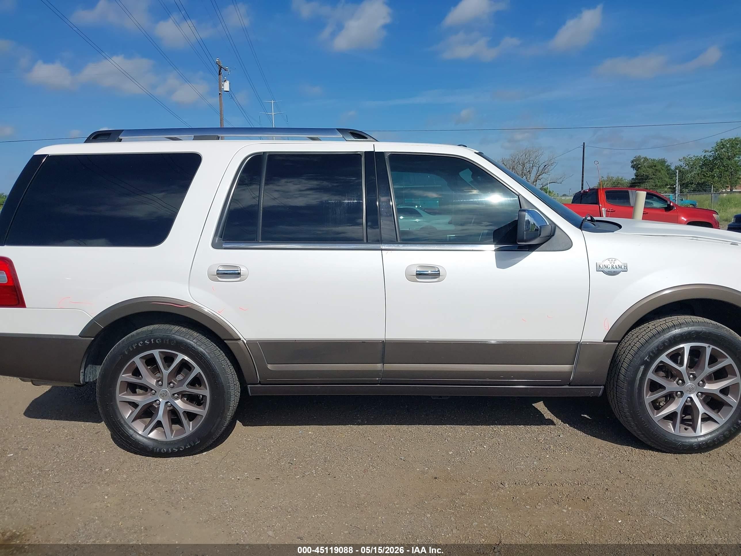 2015 Ford Expedition King Ranch White vin: 1FMJU1HT1FEF12807