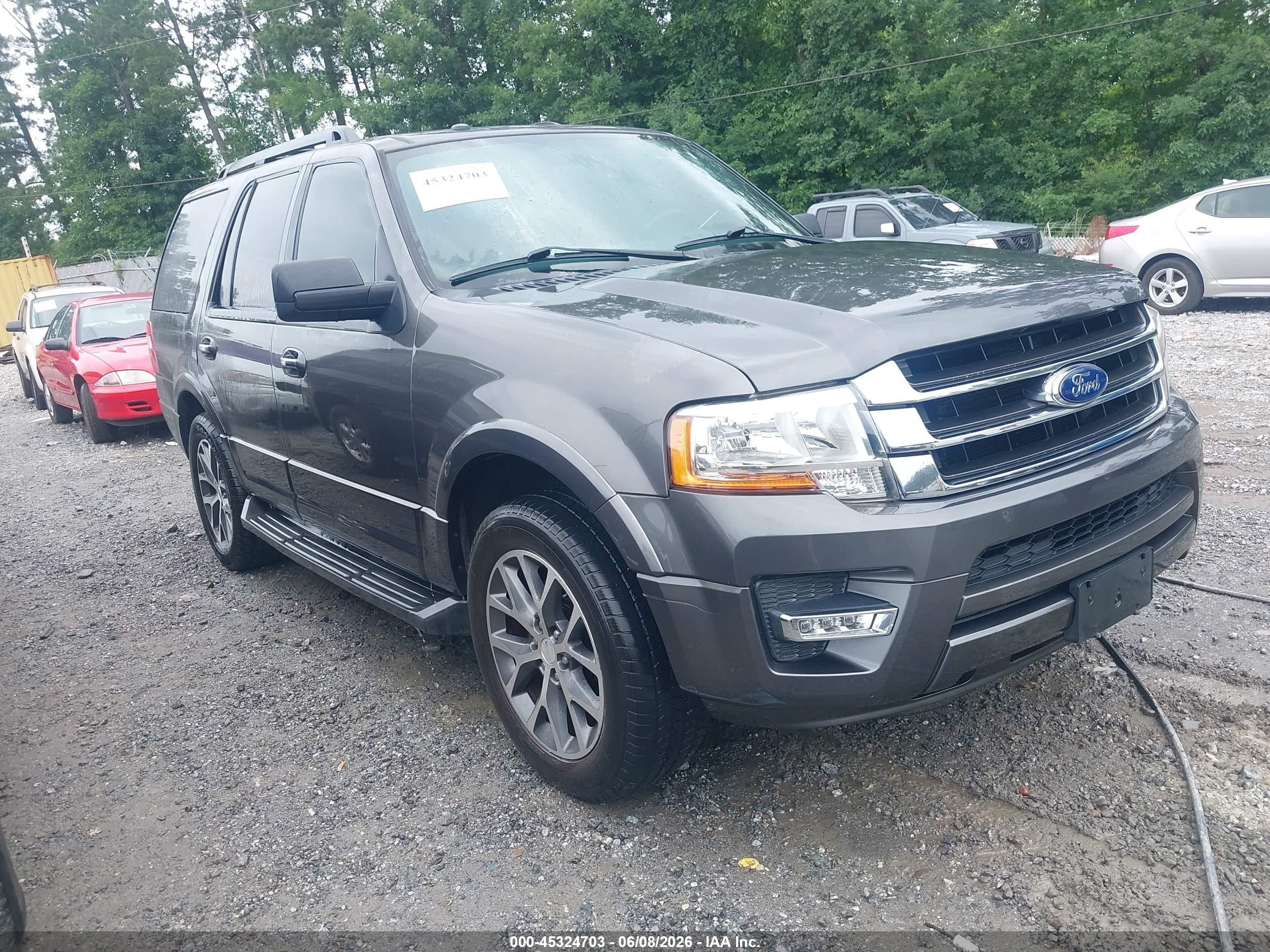 2015 Ford Expedition Xlt Gray vin: 1FMJU1HT2FEF49025