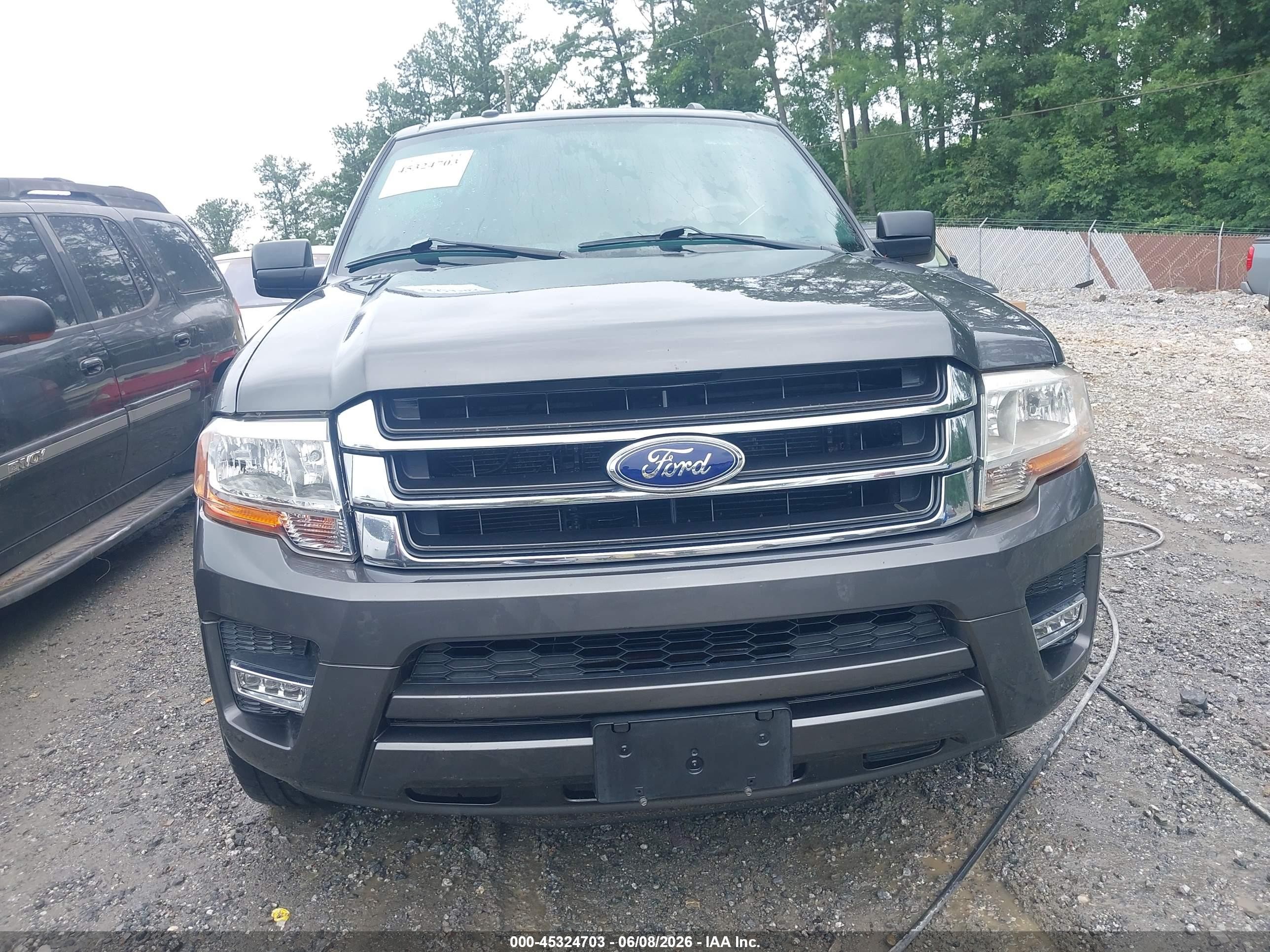 2015 Ford Expedition Xlt Gray vin: 1FMJU1HT2FEF49025