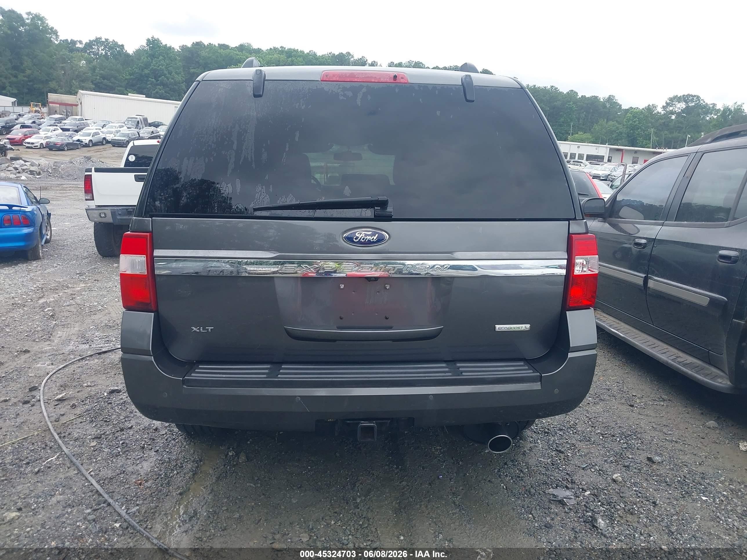 2015 Ford Expedition Xlt Gray vin: 1FMJU1HT2FEF49025