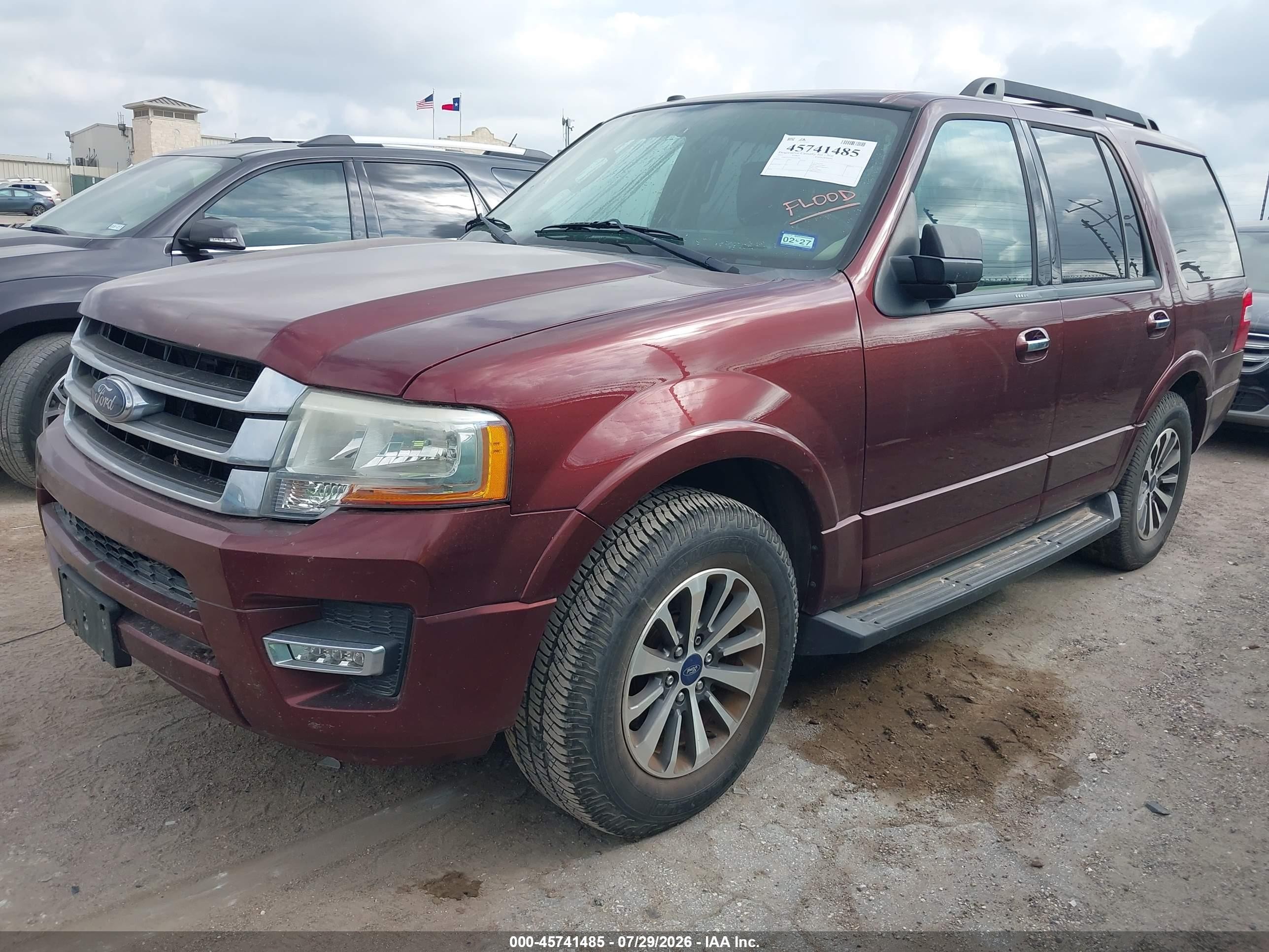2015 Ford Expedition Xlt Maroon vin: 1FMJU1HT4FEF01980