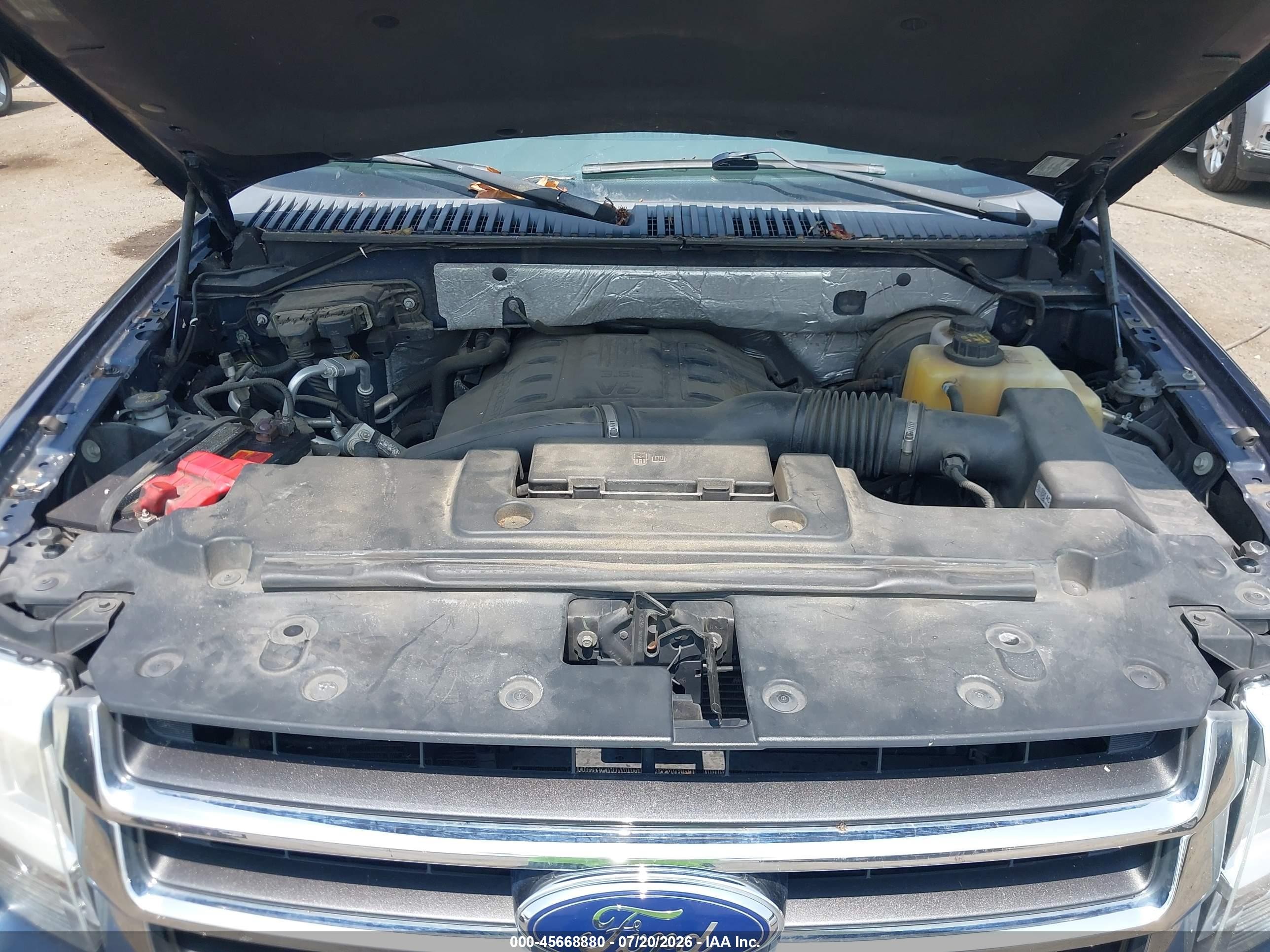 2015 Ford Expedition Xlt Blue vin: 1FMJU1HT4FEF49432