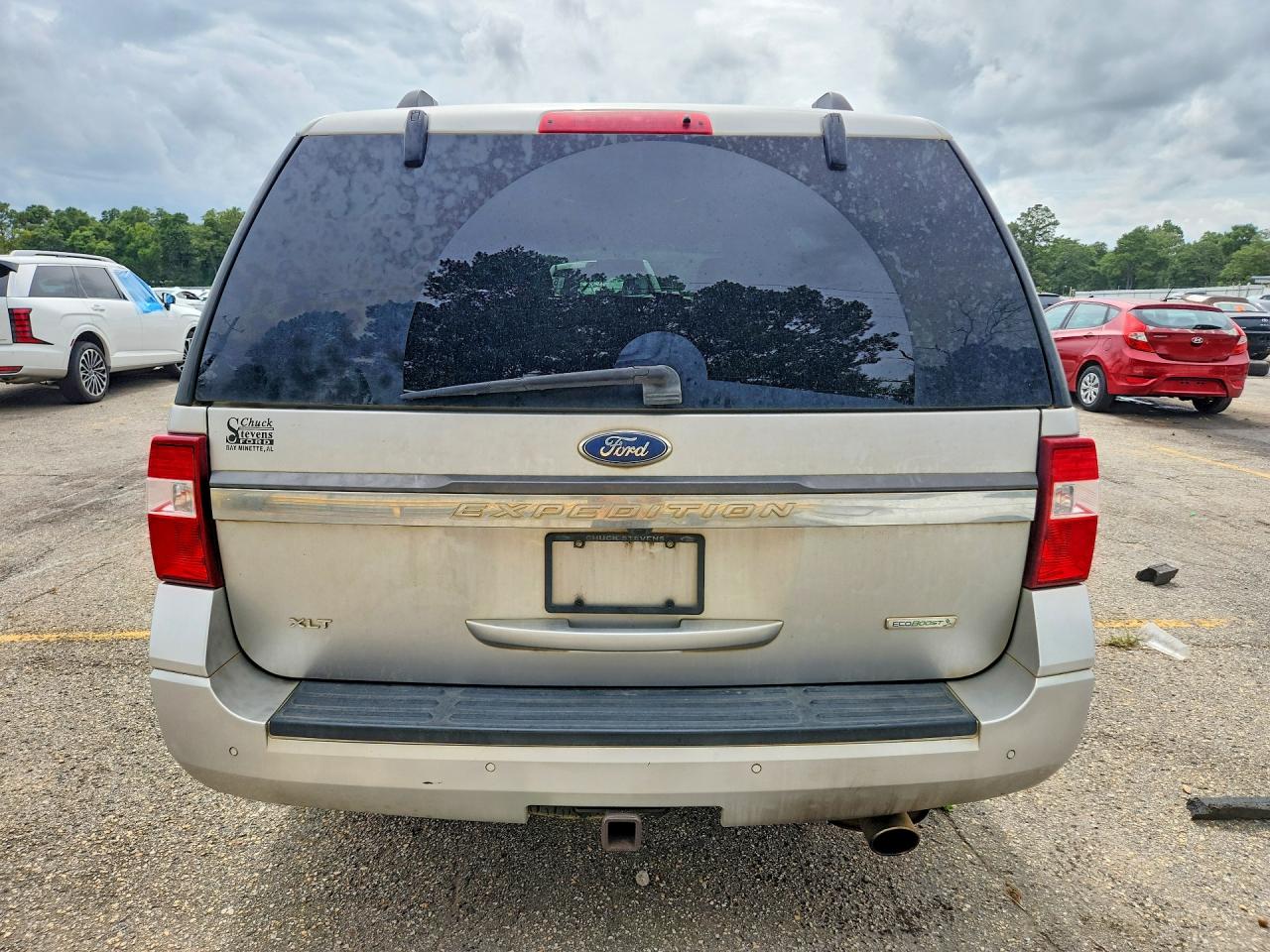 2015 Ford Expedition Xlt Silver vin: 1FMJU1HT5FEF20974