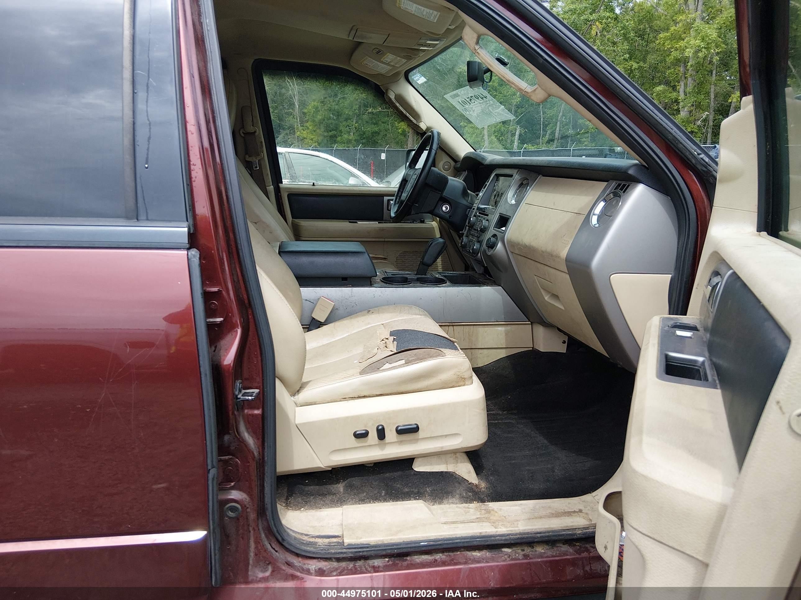 2015 Ford Expedition Xlt Красный vin: 1FMJU1HT6FEF49030