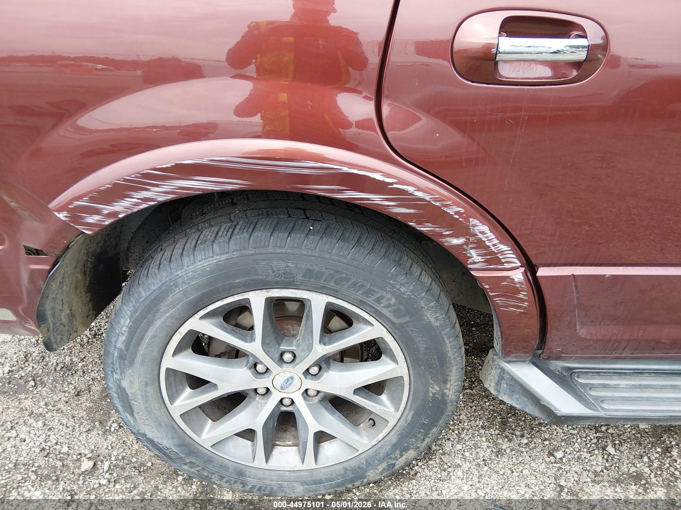 2015 Ford Expedition Xlt Красный vin: 1FMJU1HT6FEF49030