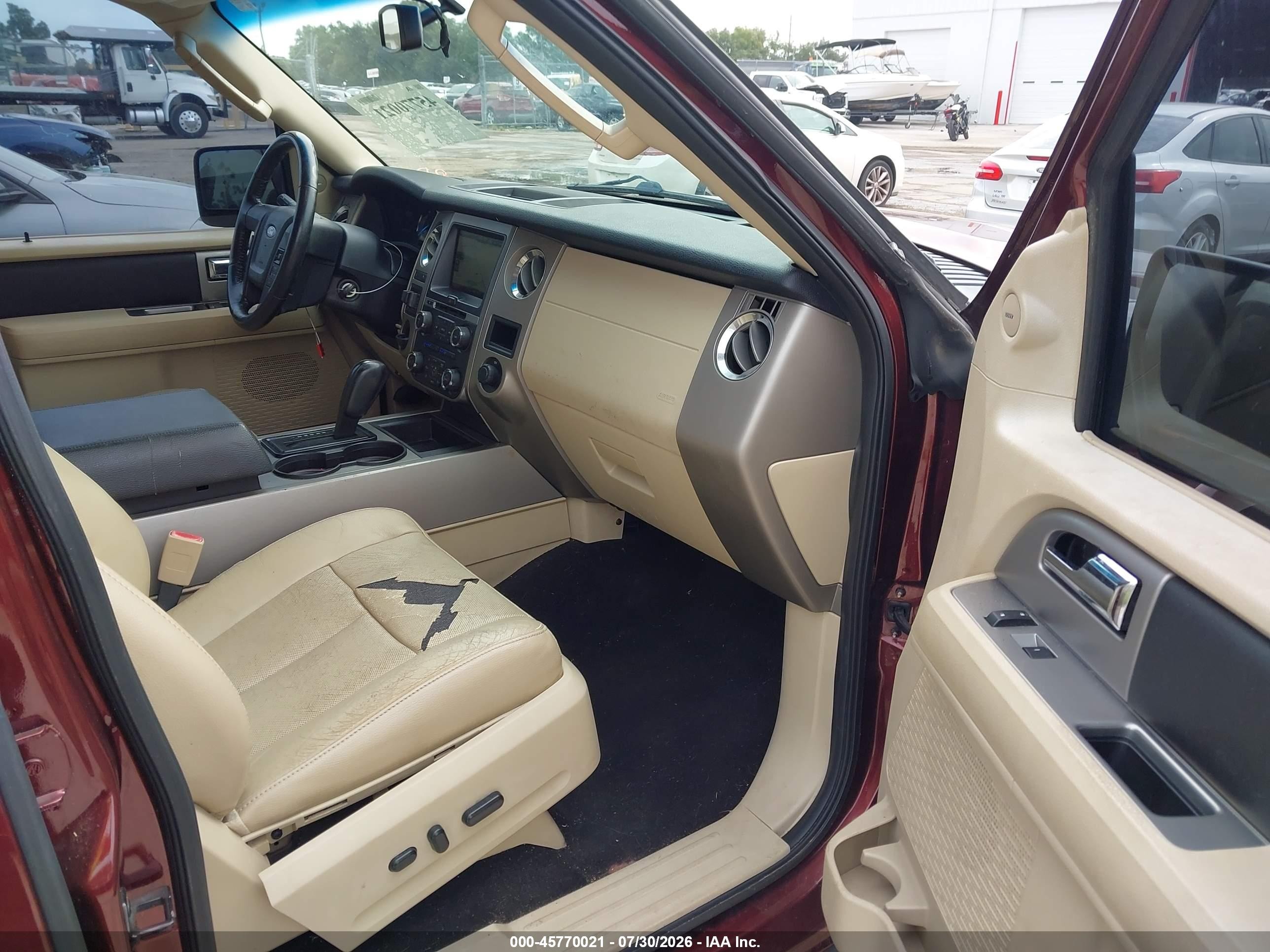 2015 Ford Expedition Xlt Dark Brown vin: 1FMJU1HT7FEF23228