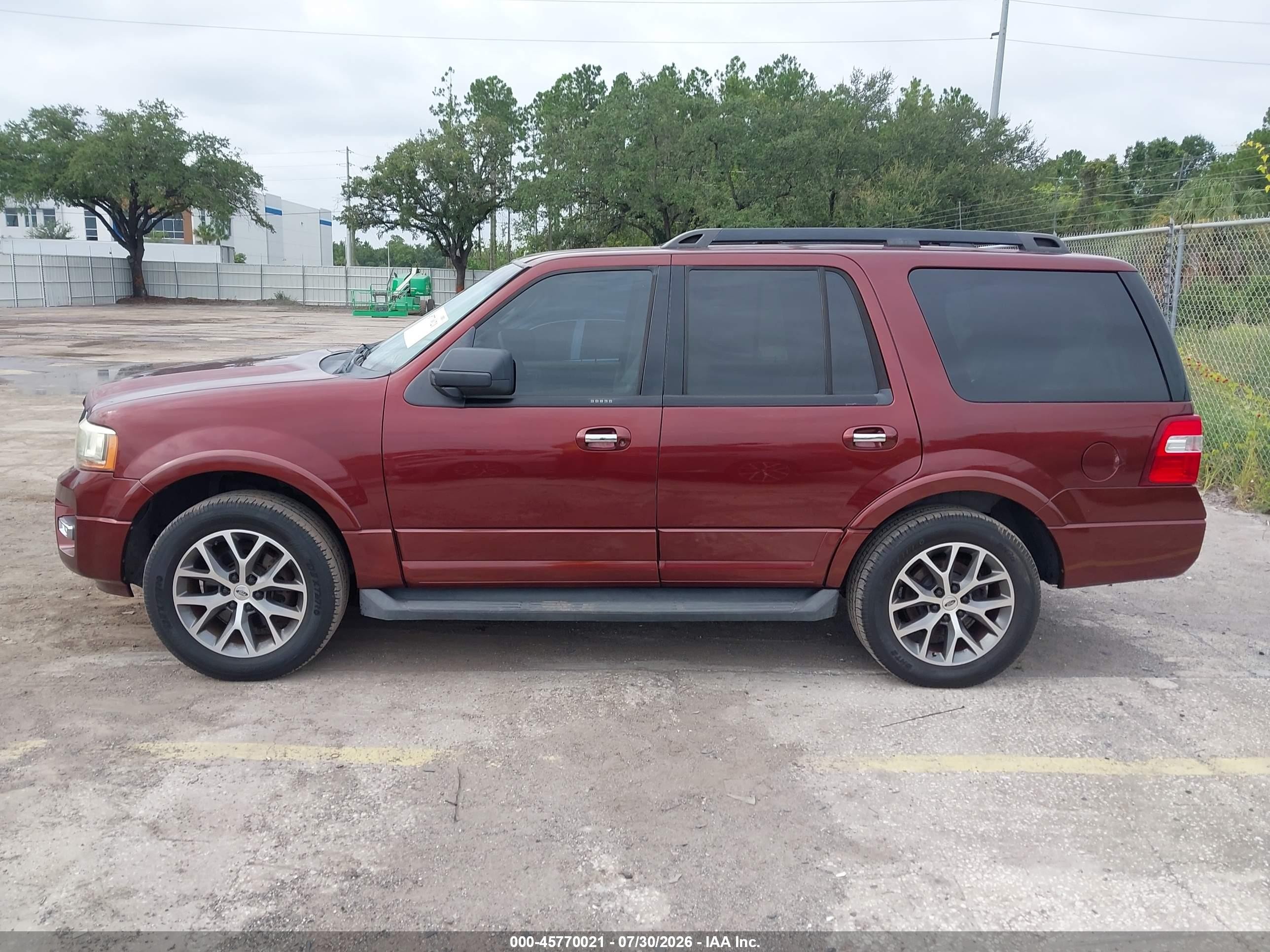 2015 Ford Expedition Xlt Dark Brown vin: 1FMJU1HT7FEF23228