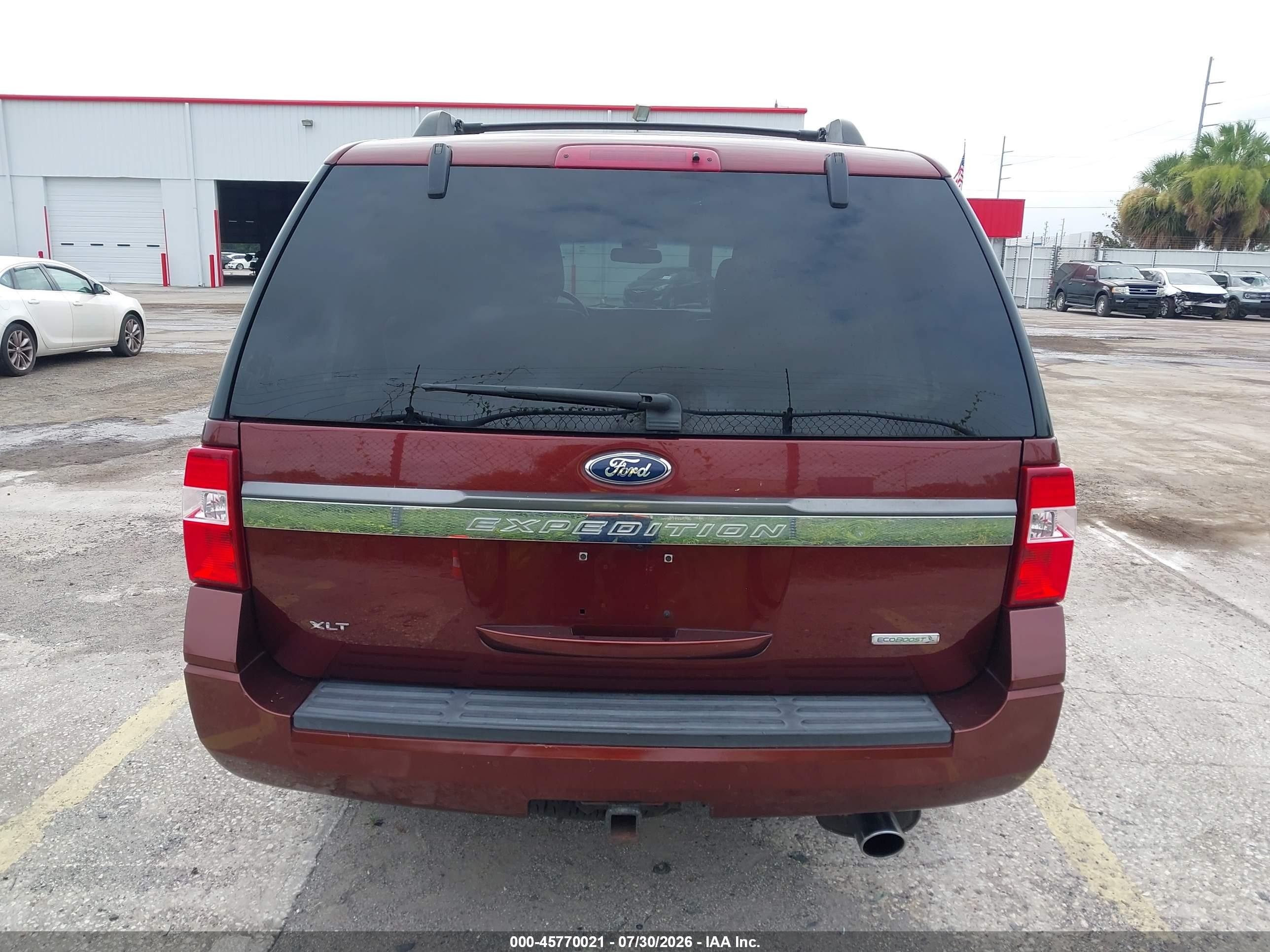 2015 Ford Expedition Xlt Dark Brown vin: 1FMJU1HT7FEF23228