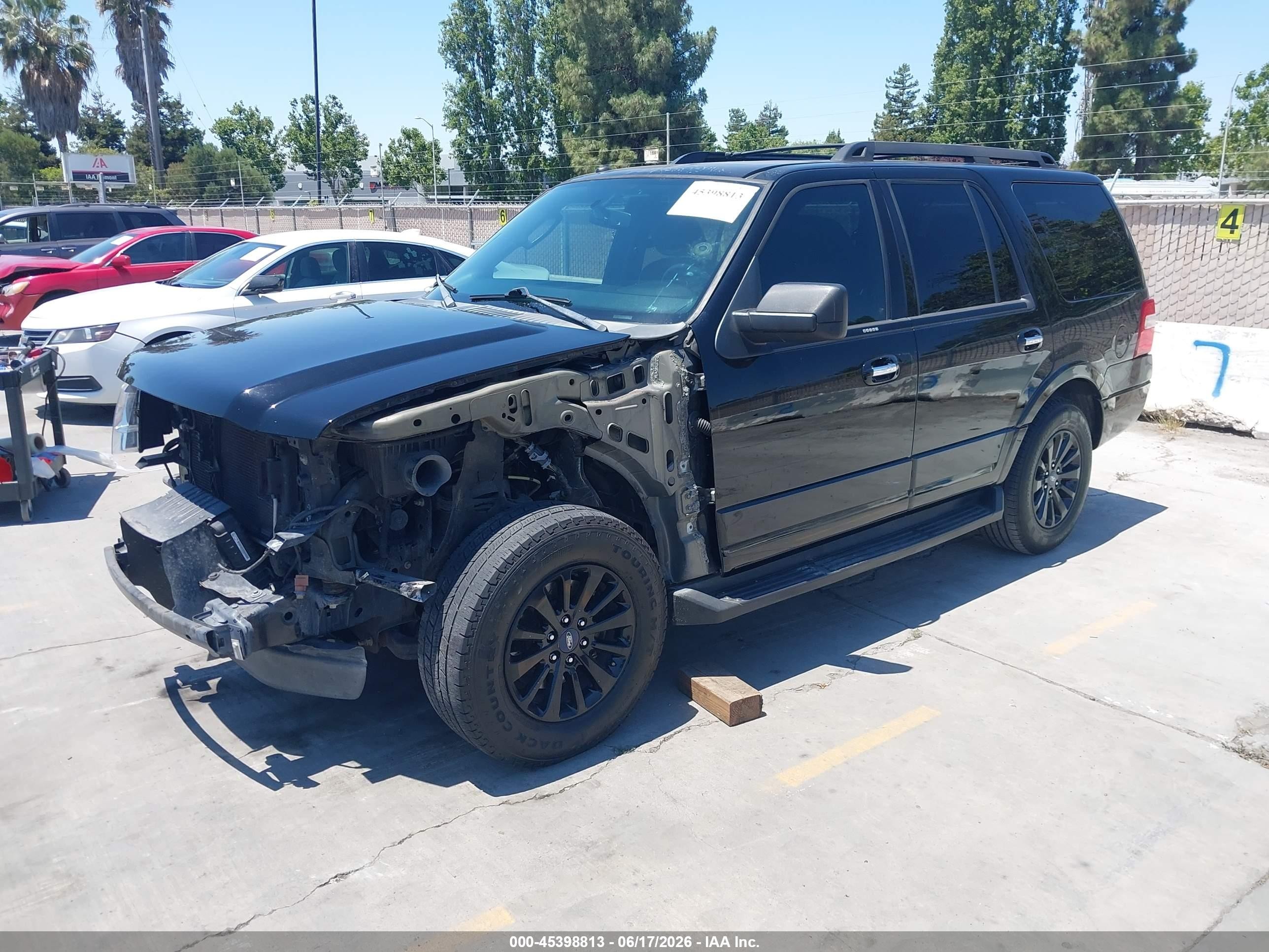 2017 Ford Expedition Xlt Black vin: 1FMJU1HT7HEA08152