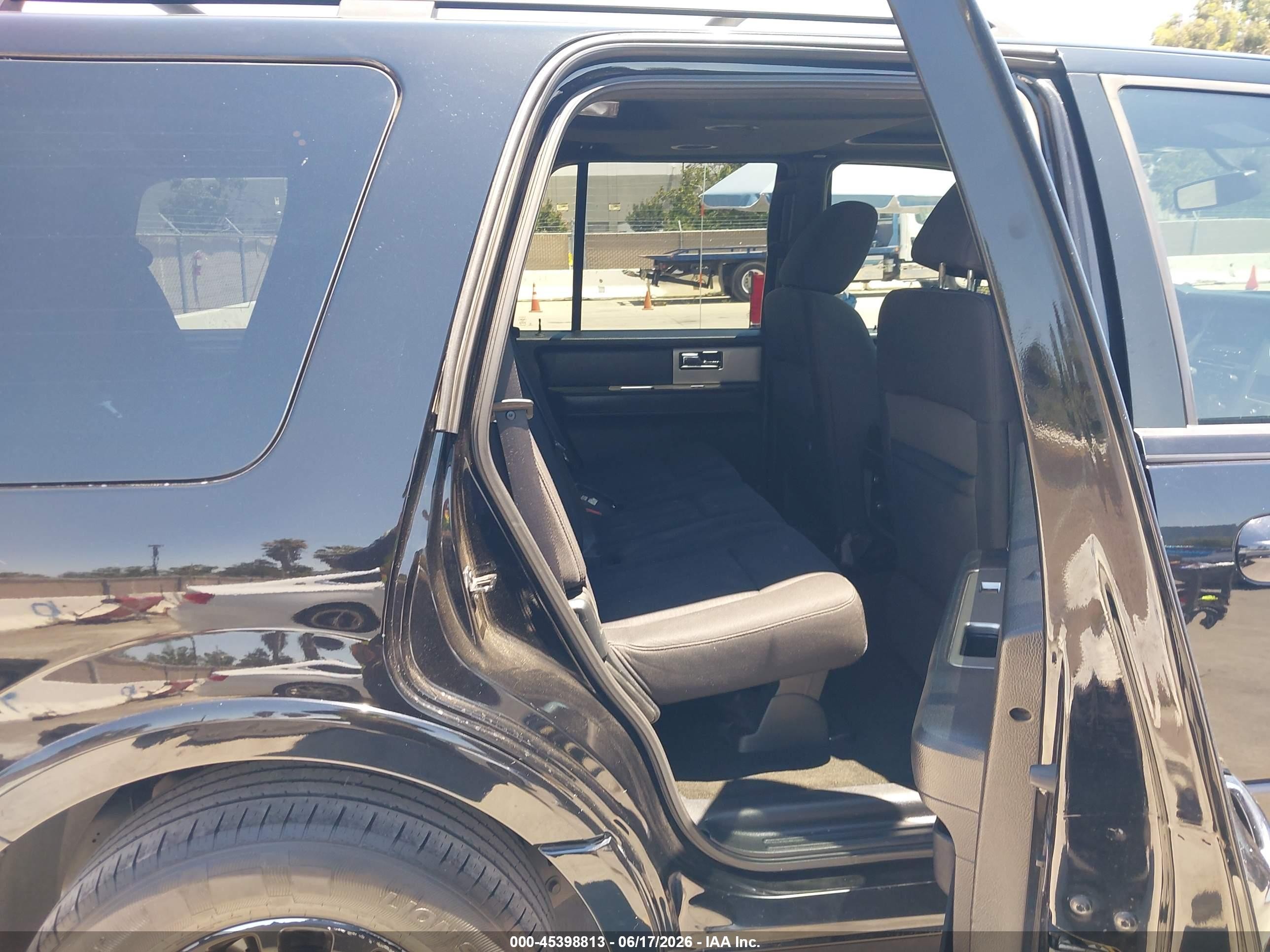 2017 Ford Expedition Xlt Black vin: 1FMJU1HT7HEA08152
