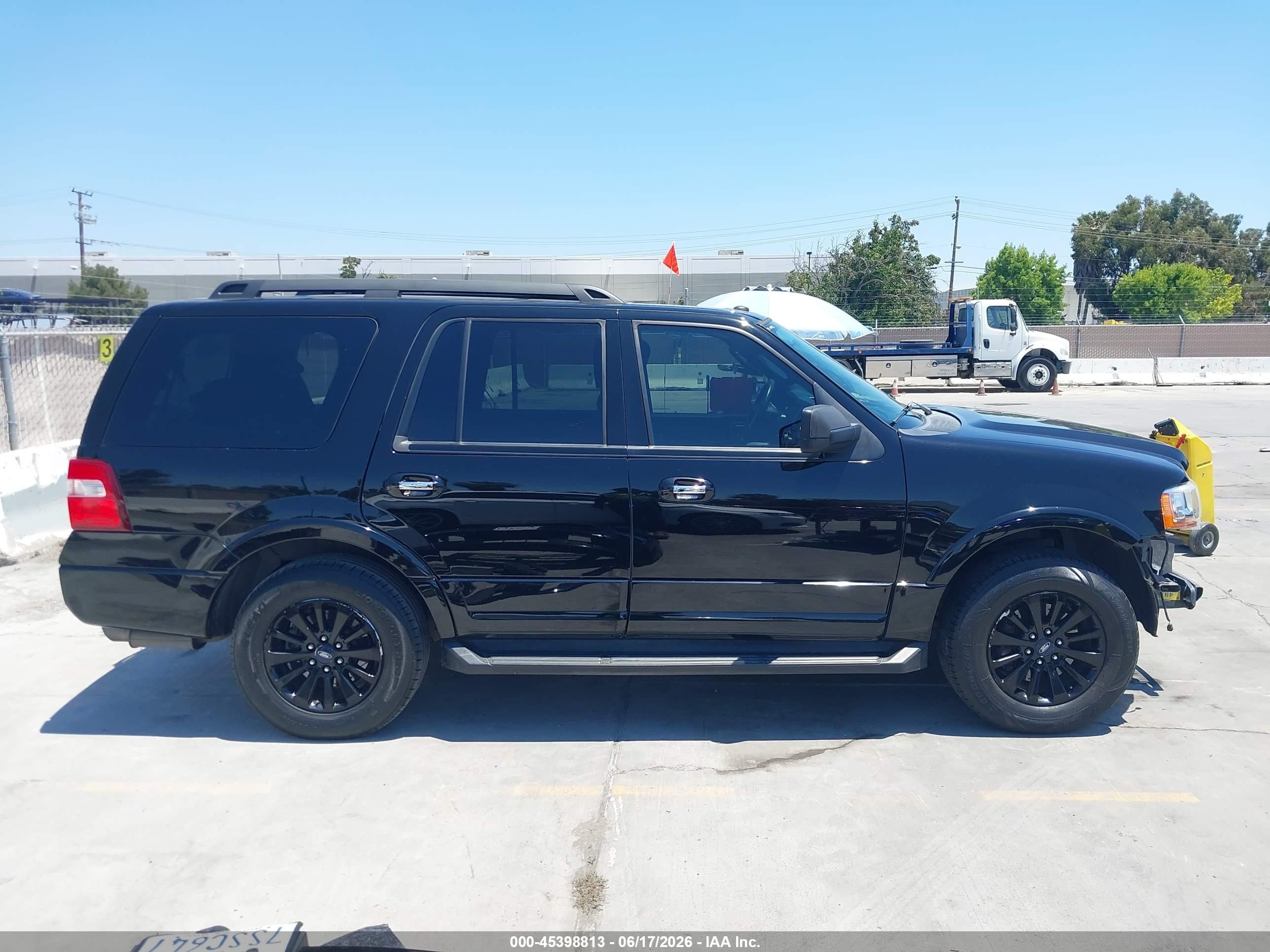 2017 Ford Expedition Xlt Black vin: 1FMJU1HT7HEA08152
