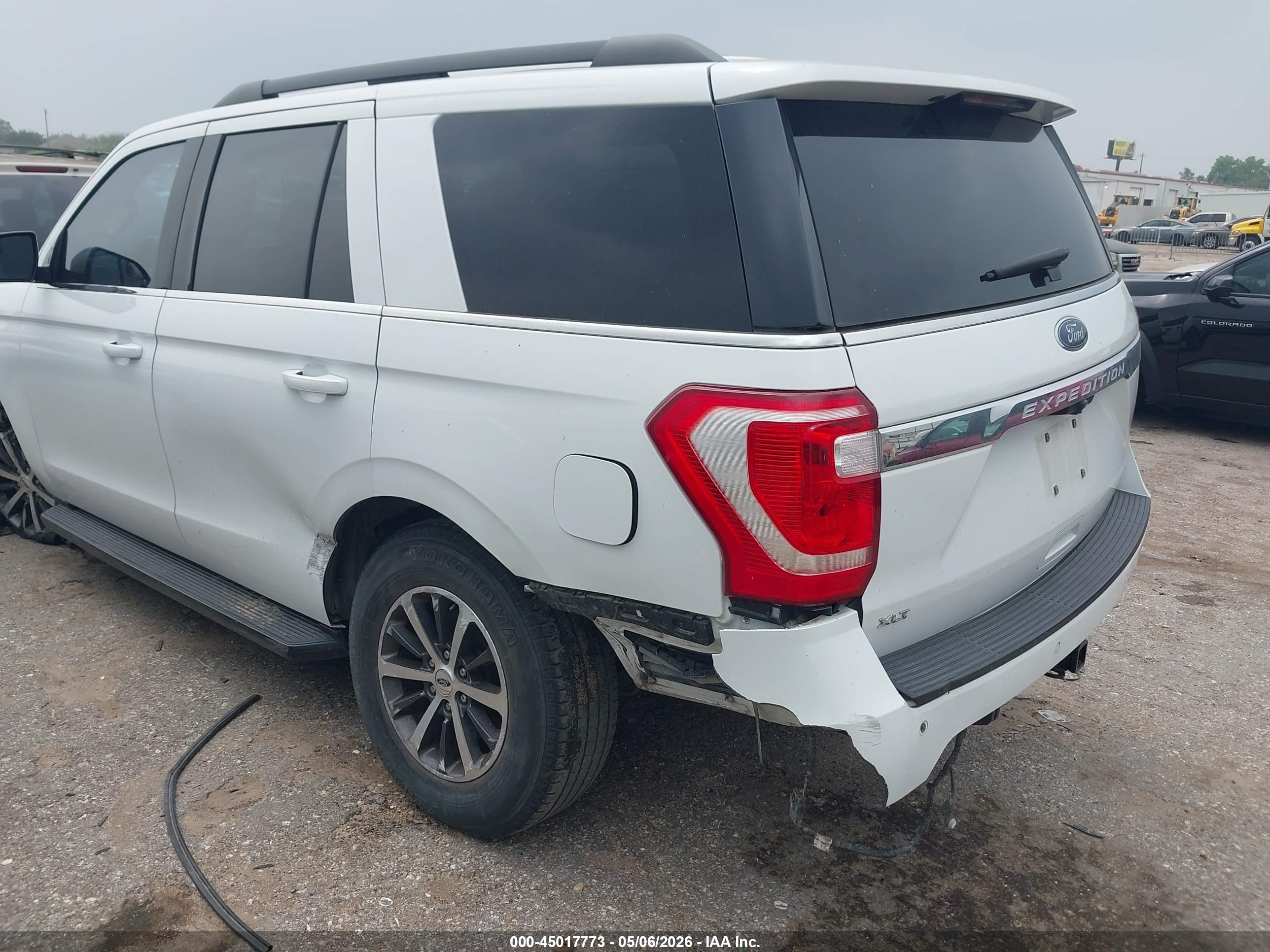 2018 Ford Expedition Xlt Белый vin: 1FMJU1HT8JEA23877