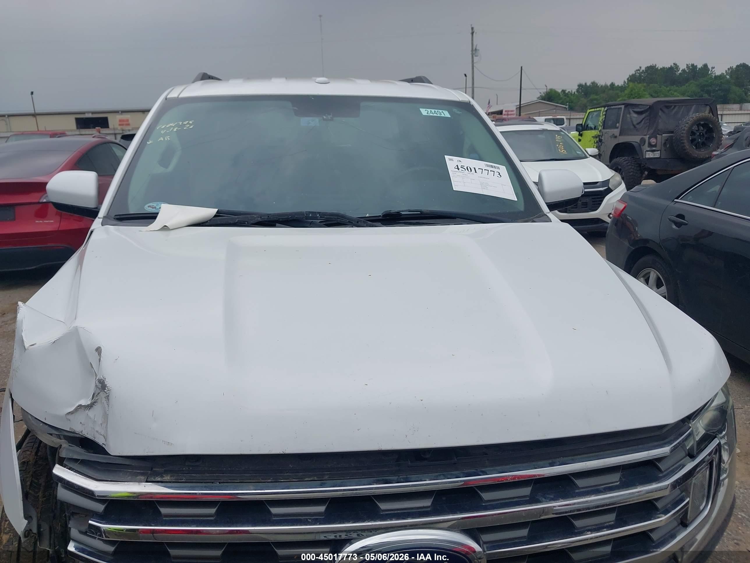2018 Ford Expedition Xlt Белый vin: 1FMJU1HT8JEA23877