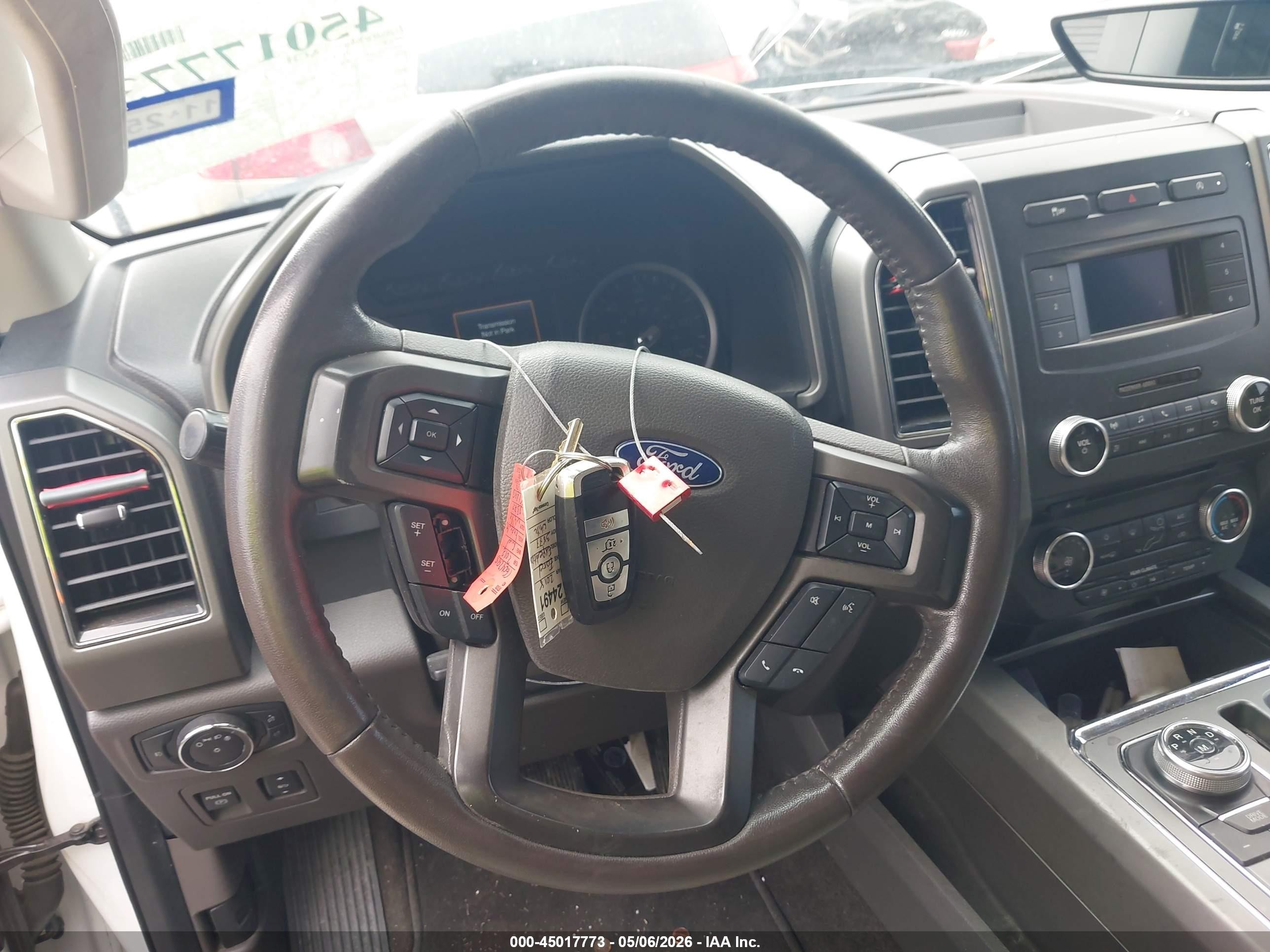 2018 Ford Expedition Xlt Белый vin: 1FMJU1HT8JEA23877
