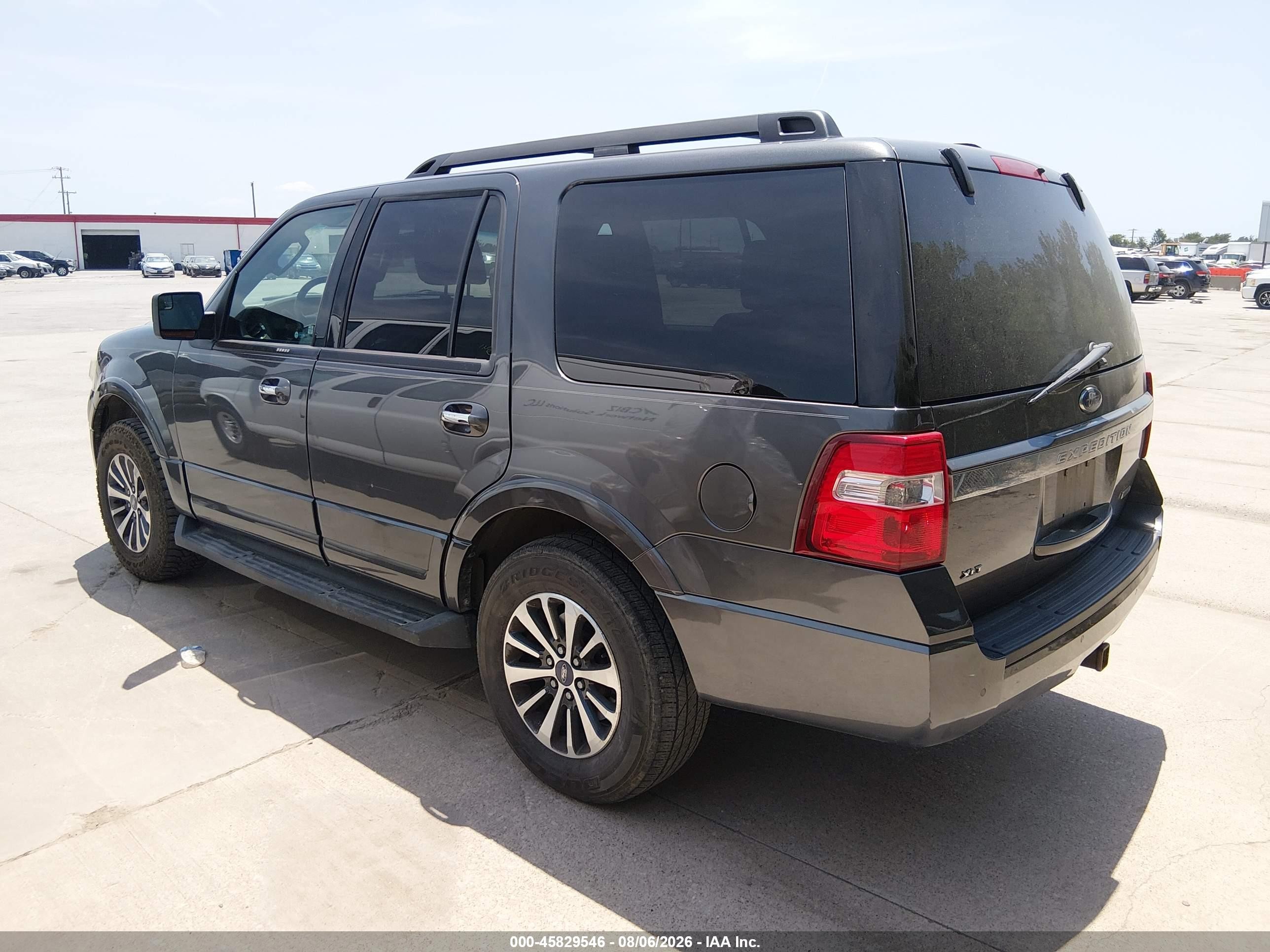 2015 Ford Expedition Xlt Gray vin: 1FMJU1HTXFEF09467
