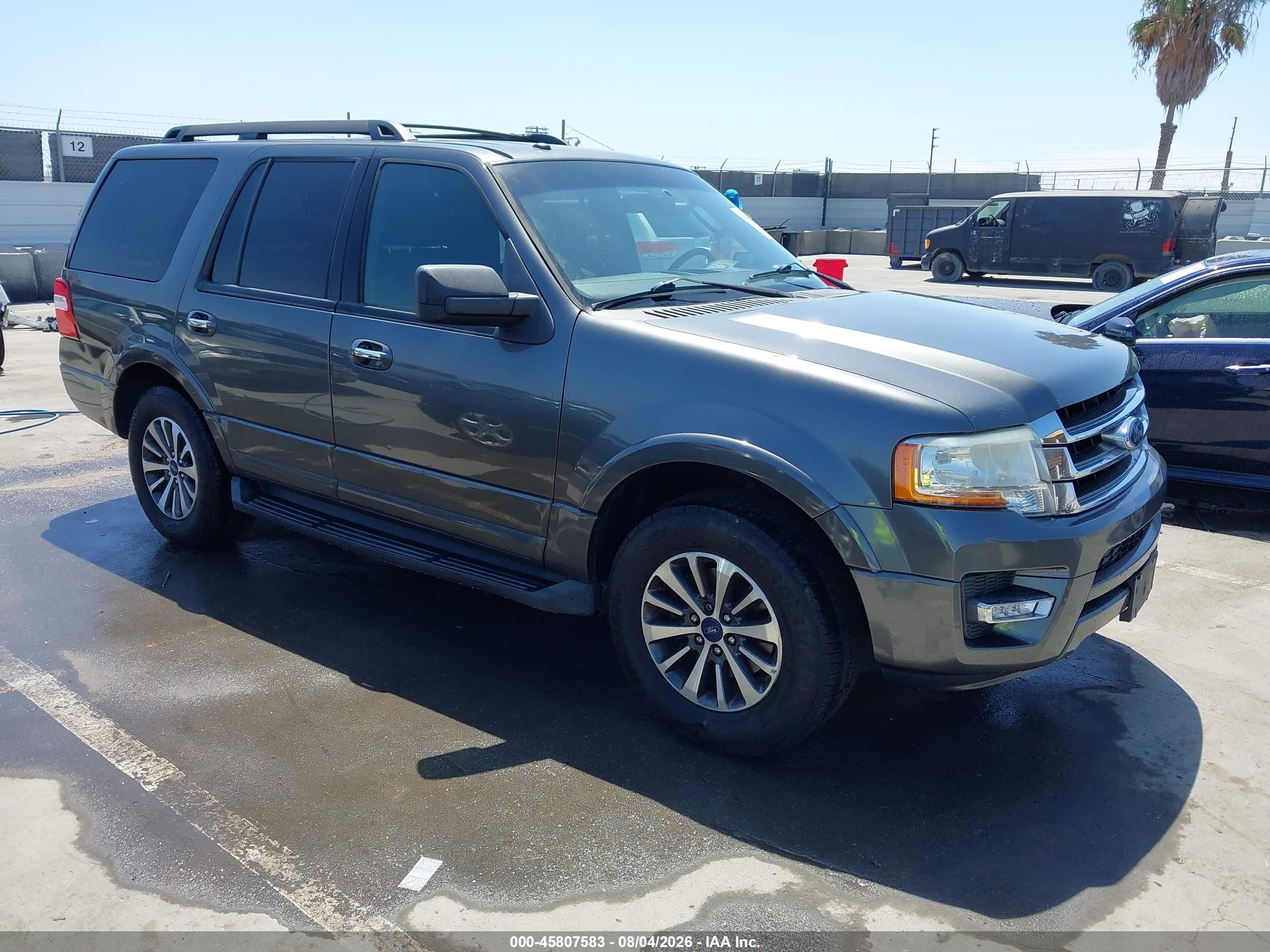 2015 Ford Expedition Xlt Серый vin: 1FMJU1HTXFEF34014