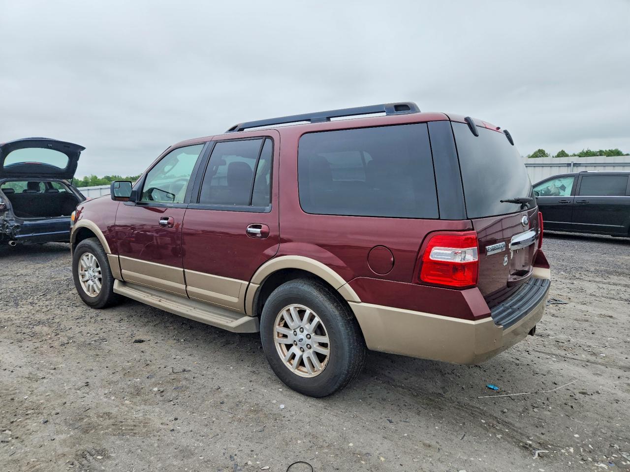 2013 Ford Expedition Xlt Burgundy vin: 1FMJU1J50DEF17912