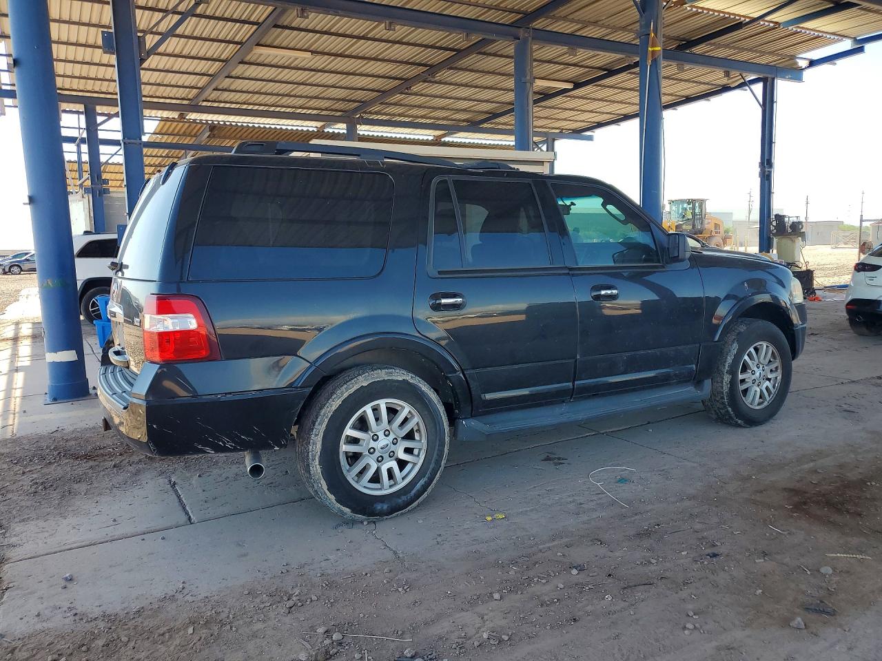 2014 Ford Expedition Xlt Черный vin: 1FMJU1J50EEF63063