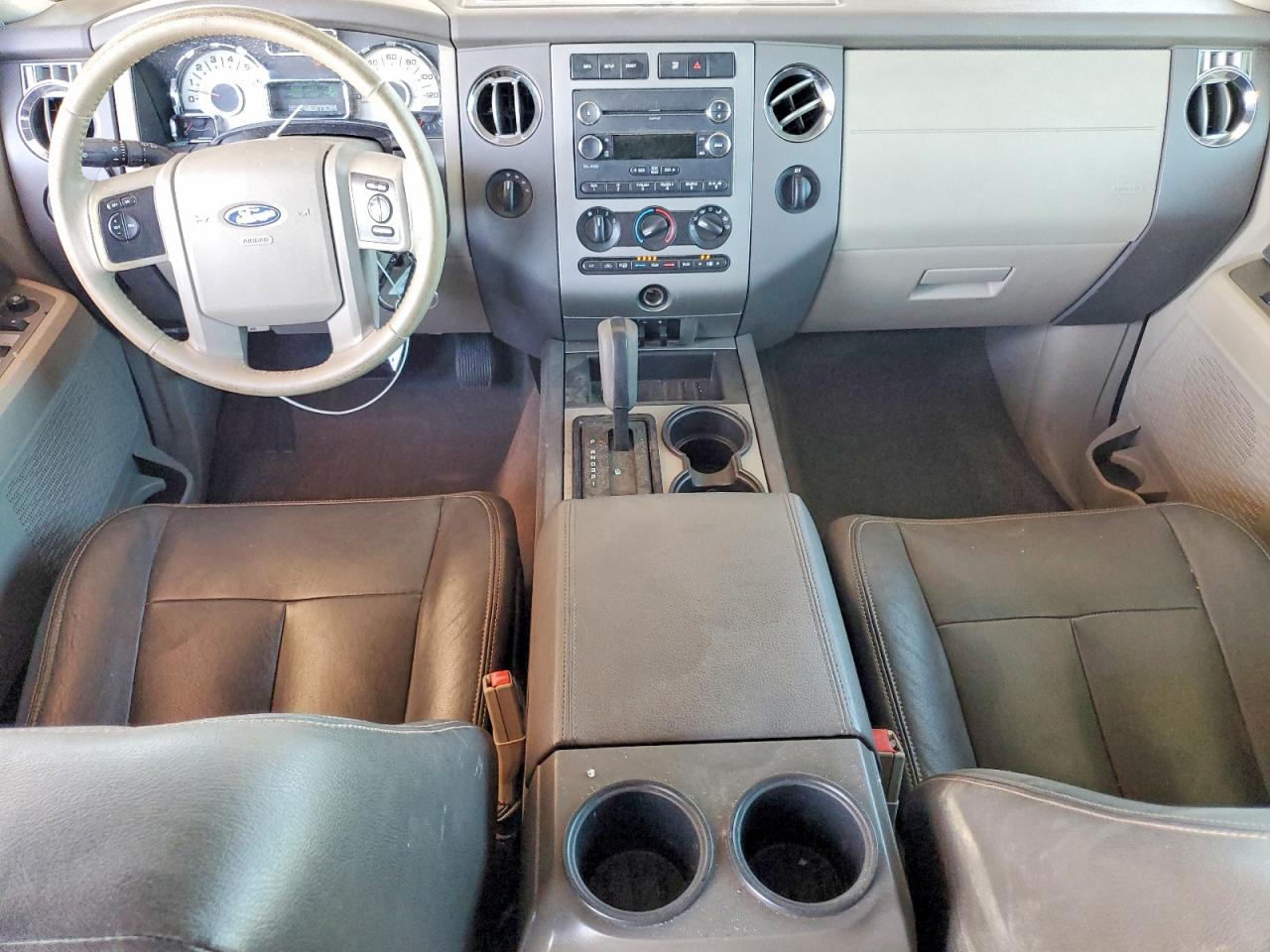 2014 Ford Expedition Xlt Черный vin: 1FMJU1J50EEF63063