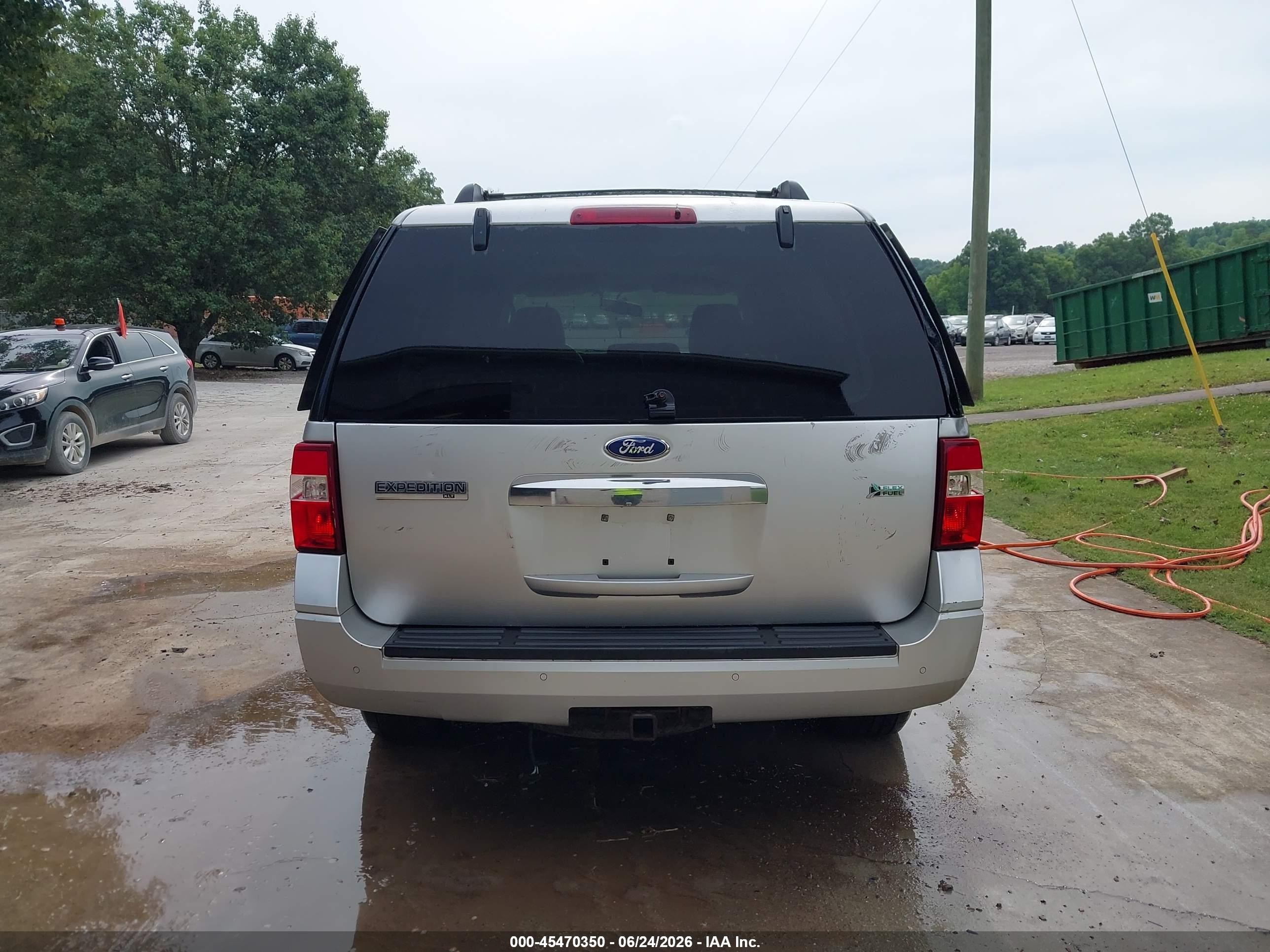 2011 Ford Expedition King Ranch/xlt Silver vin: 1FMJU1J51BEF38409