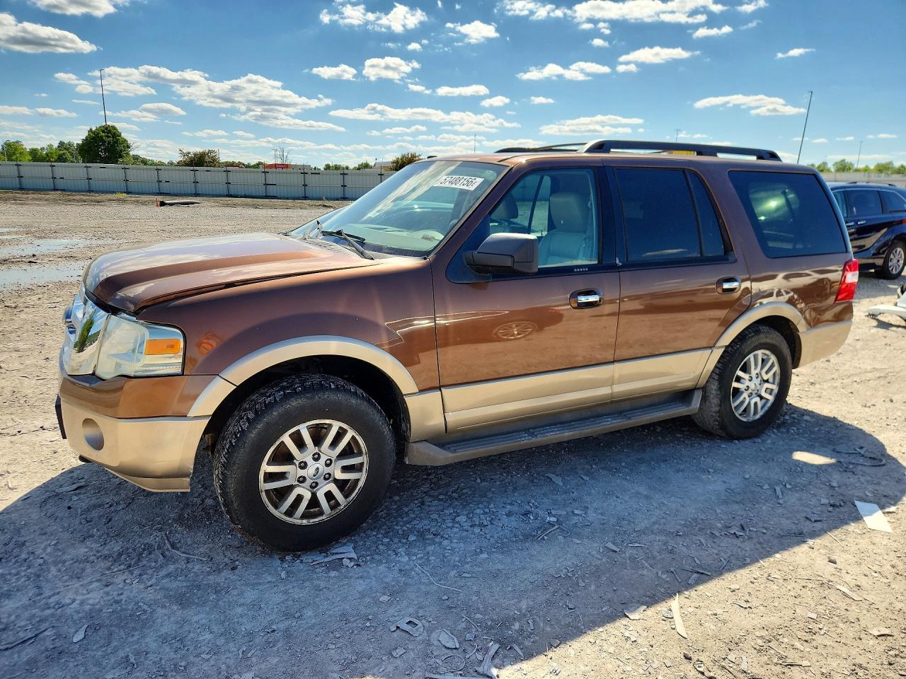 2011 Ford Expedition Xlt Brown vin: 1FMJU1J51BEF44243