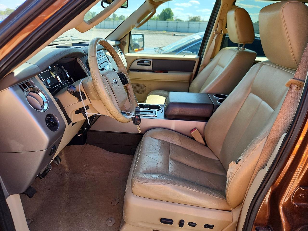 2011 Ford Expedition Xlt Коричневый vin: 1FMJU1J51BEF44243