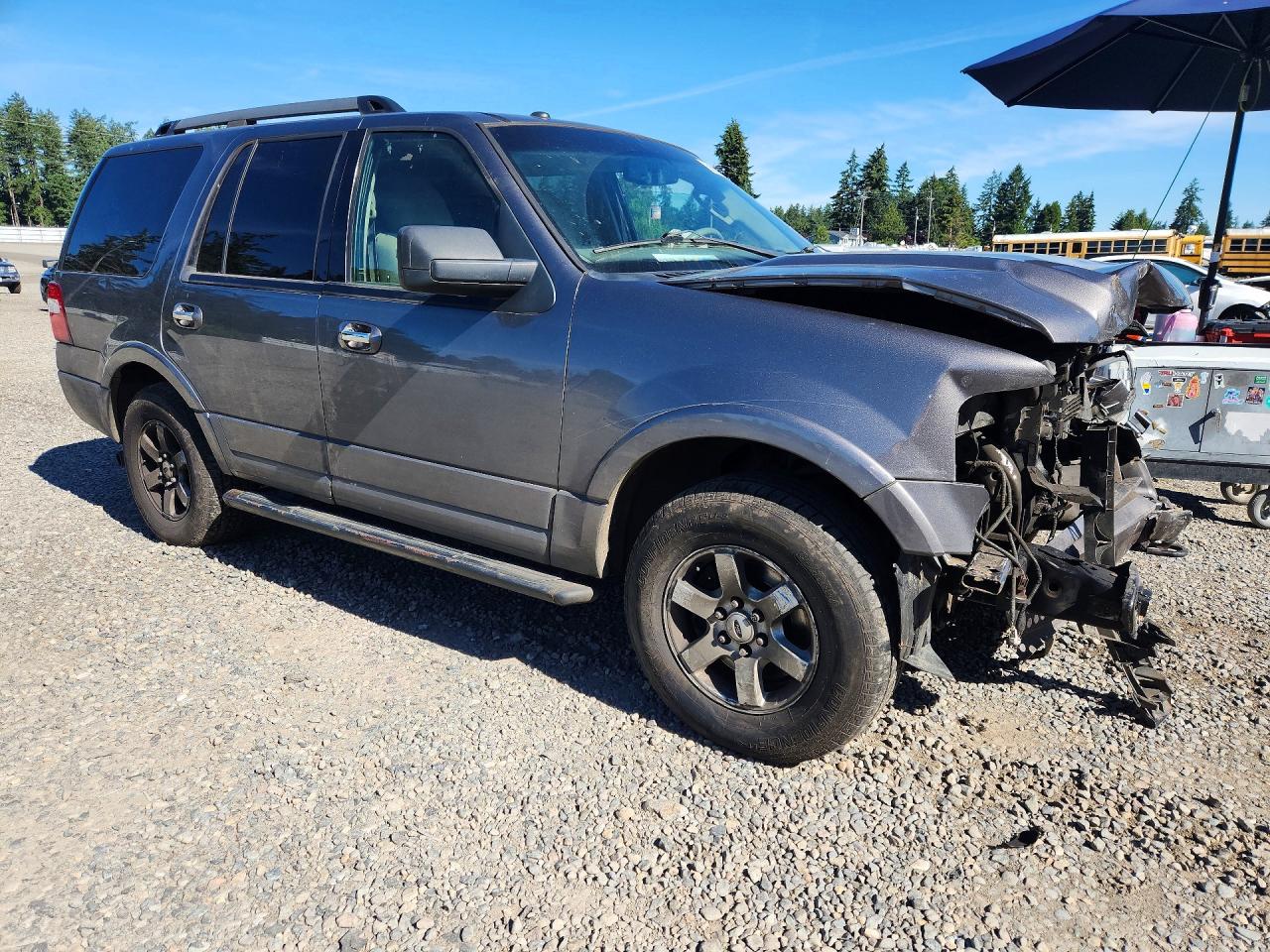 2013 Ford Expedition Xlt Gray vin: 1FMJU1J51DEF15585