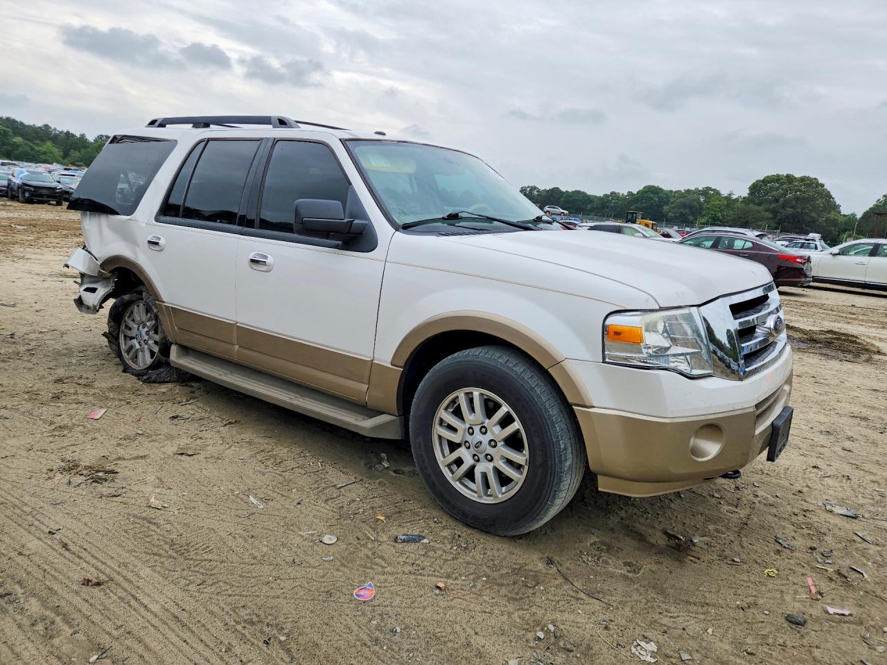 2014 Ford Expedition Xlt White vin: 1FMJU1J51EEF14499