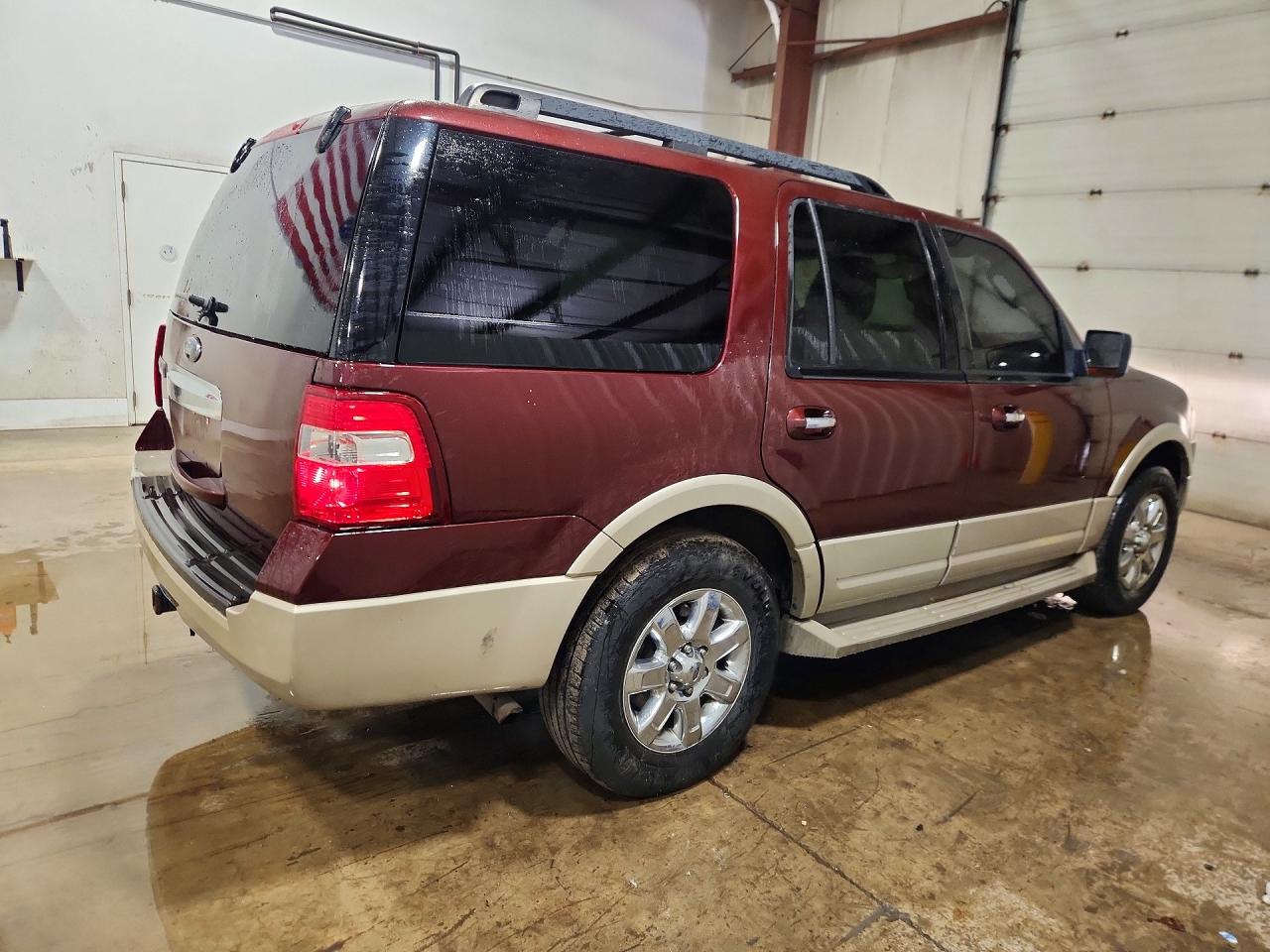 2010 Ford Expedition Eddie Bauer Burgundy vin: 1FMJU1J52AEB03462