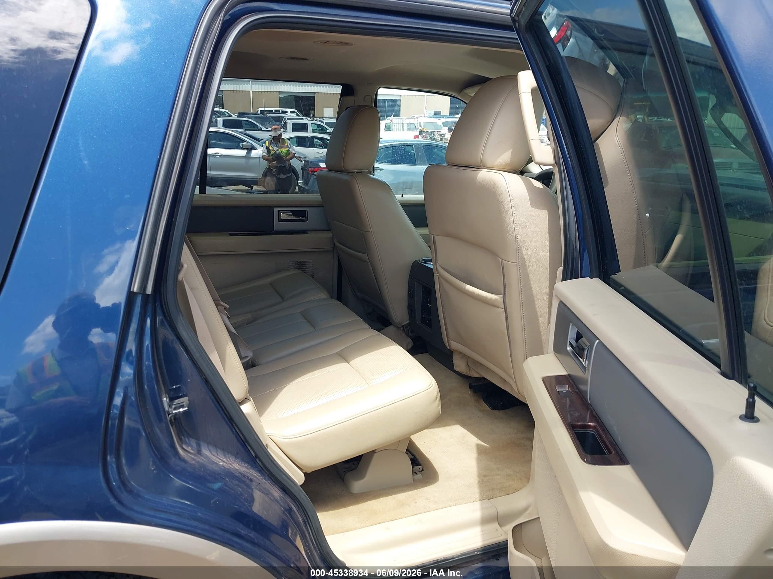 2014 Ford Expedition Xlt Blue vin: 1FMJU1J52EEF20313
