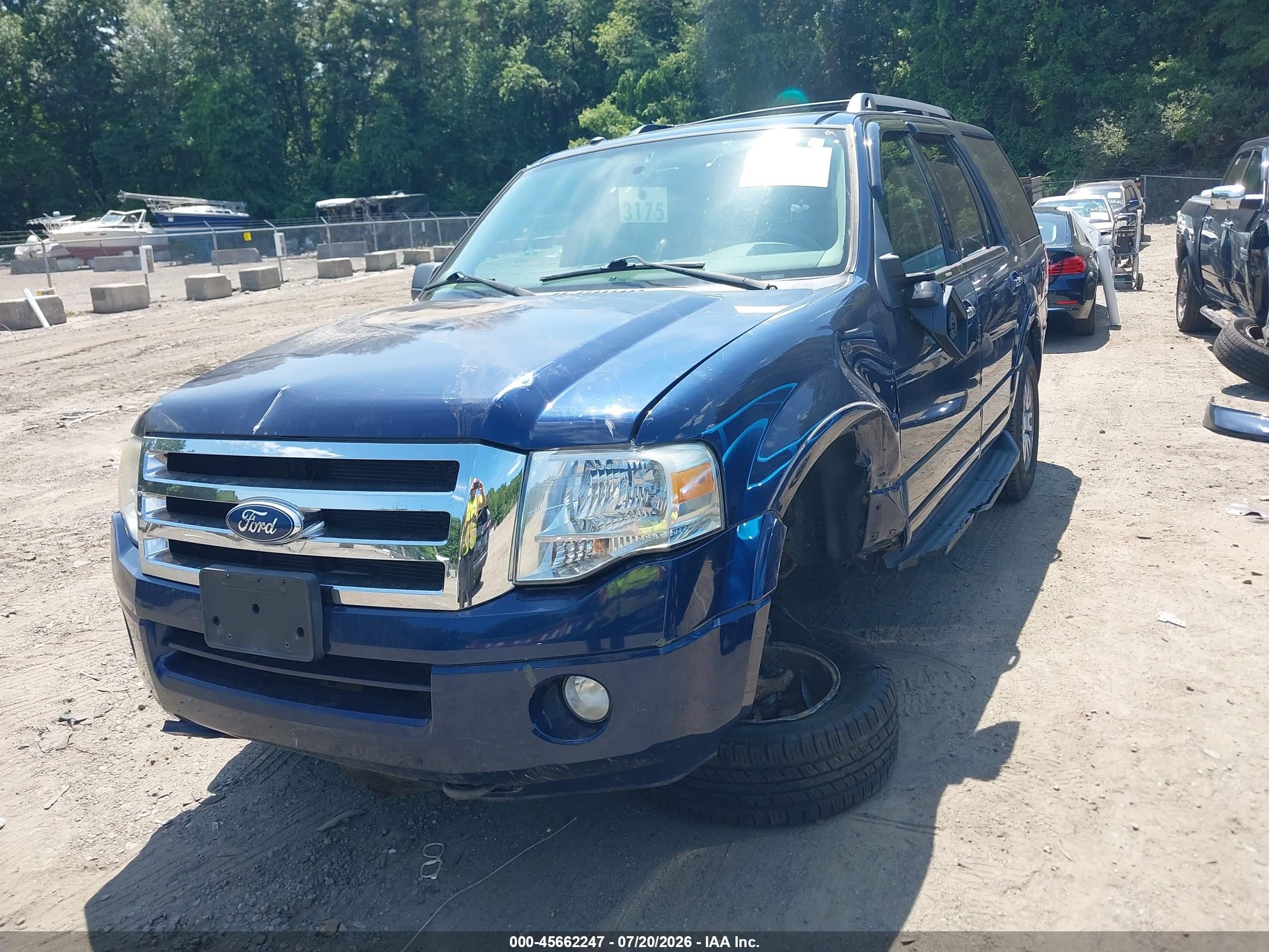 2011 Ford Expedition Xlt Blue vin: 1FMJU1J53BEF15536