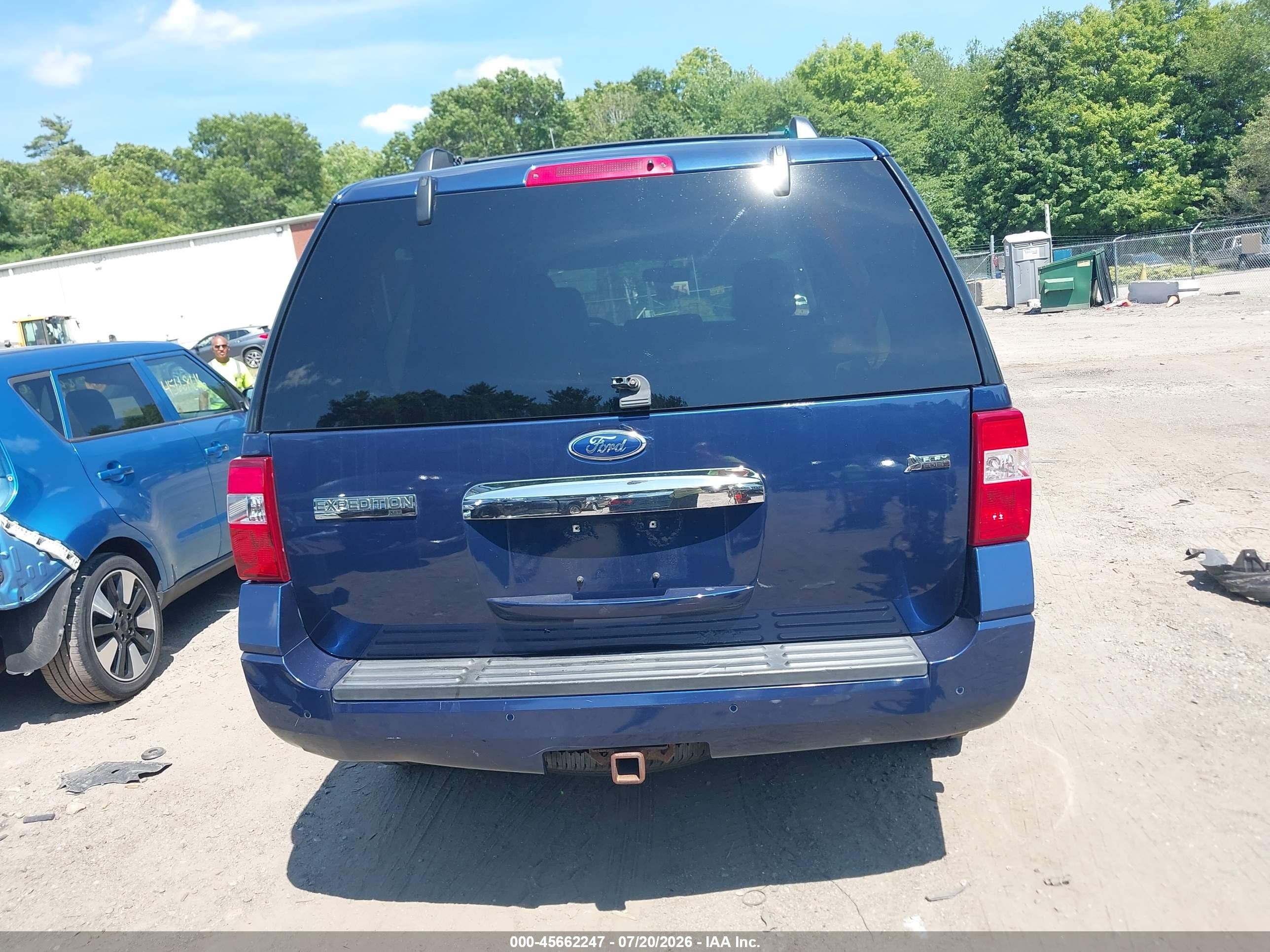 2011 Ford Expedition Xlt Blue vin: 1FMJU1J53BEF15536
