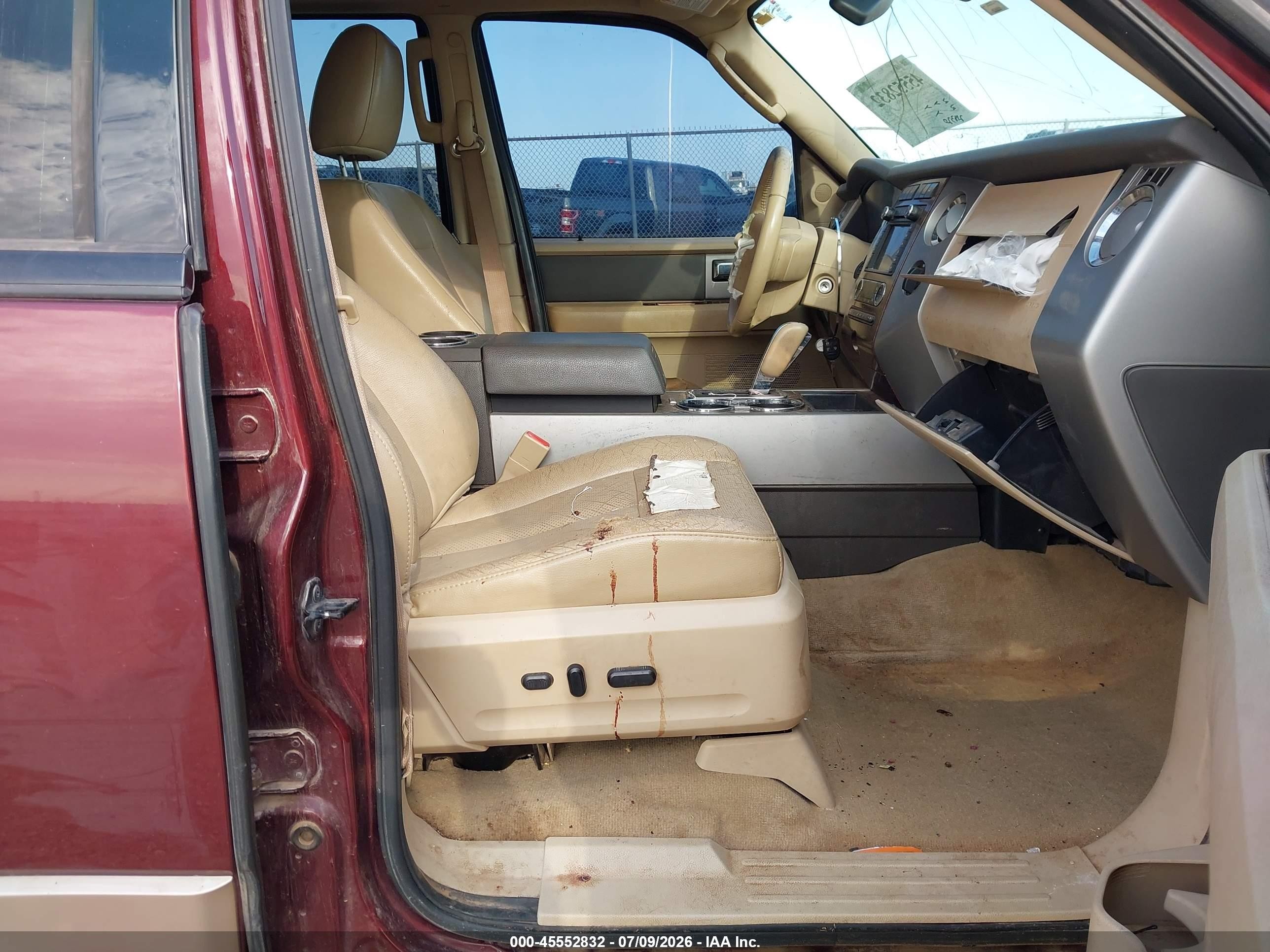 2012 Ford Expedition King Ranch/xlt Burgundy vin: 1FMJU1J53CEF05235