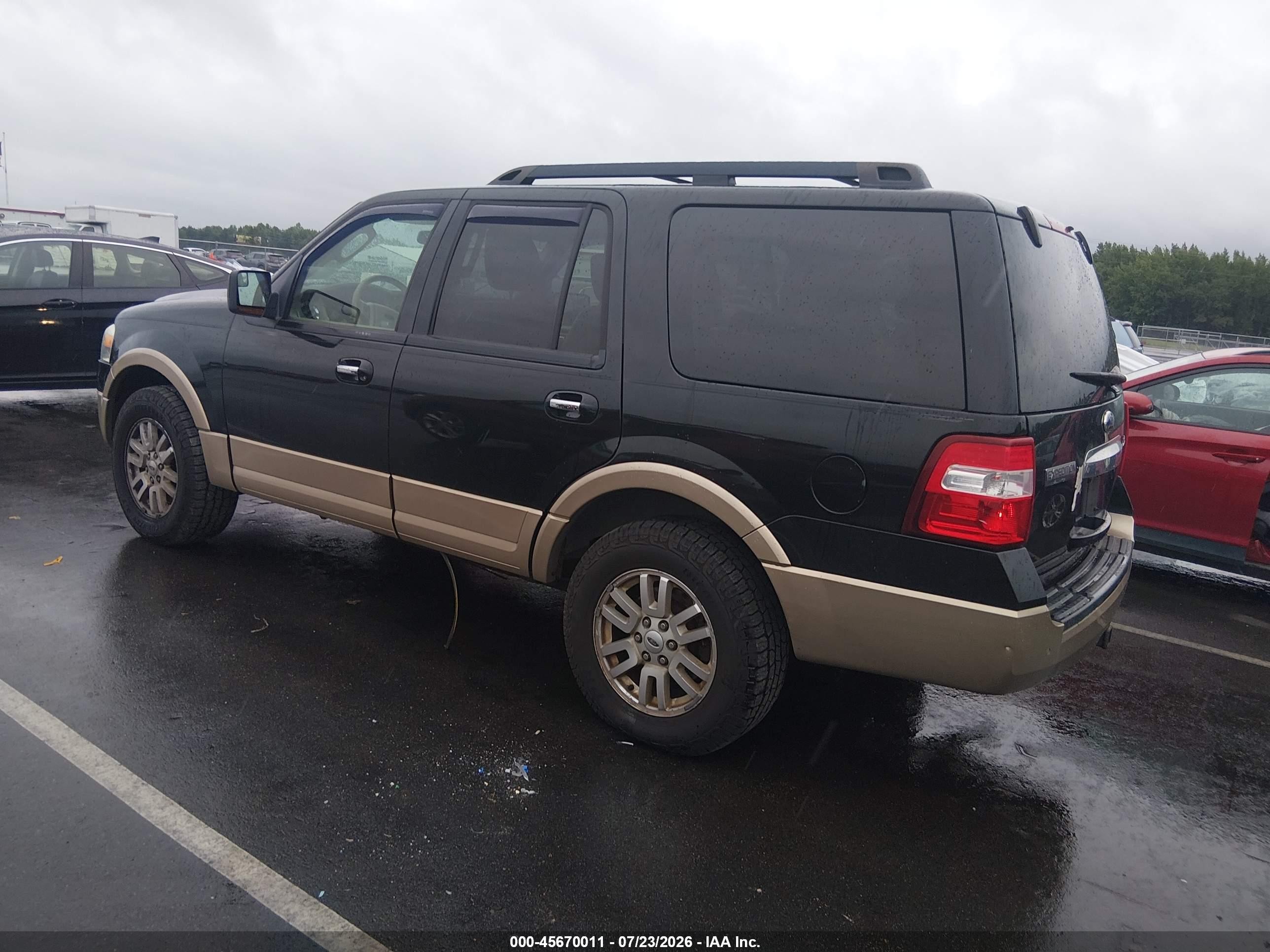 2012 Ford Expedition Xlt Black vin: 1FMJU1J53CEF05820