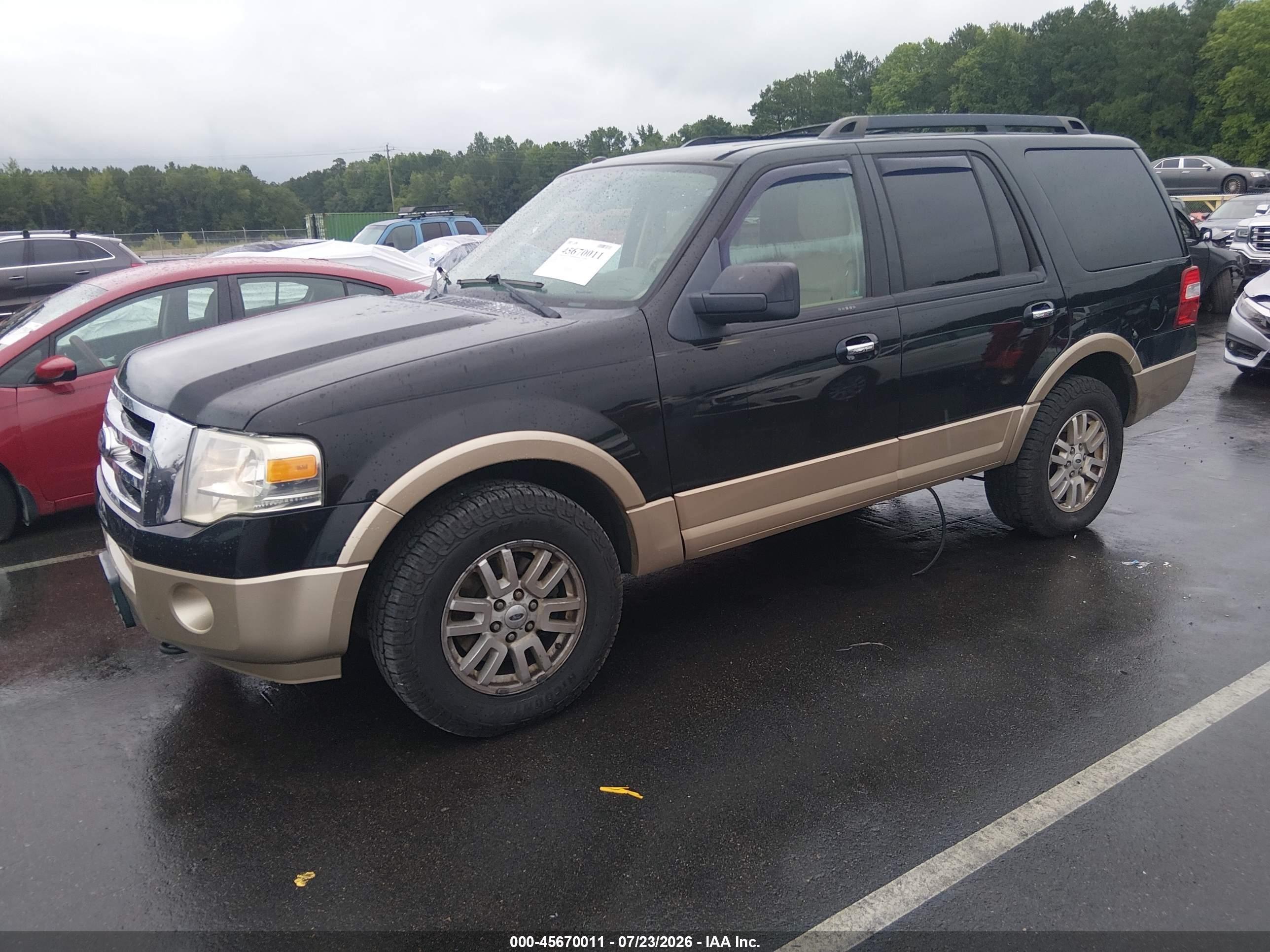 2012 Ford Expedition Xlt Black vin: 1FMJU1J53CEF05820