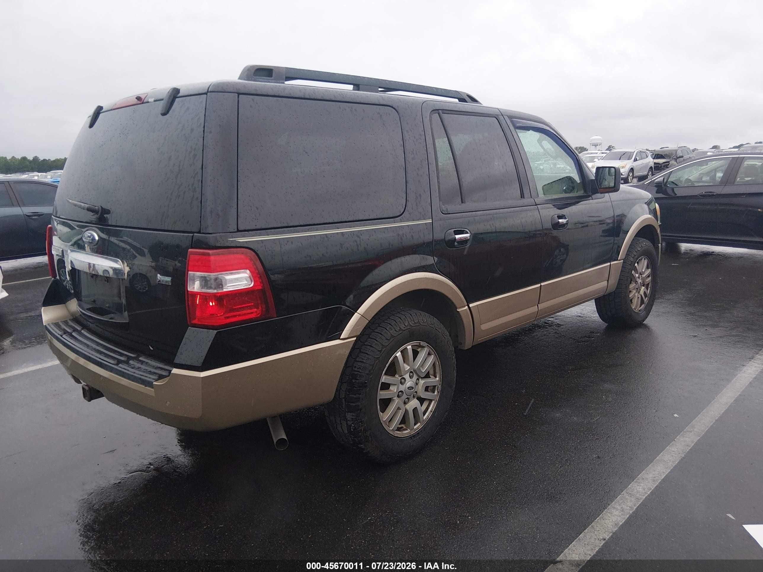 2012 Ford Expedition Xlt Black vin: 1FMJU1J53CEF05820
