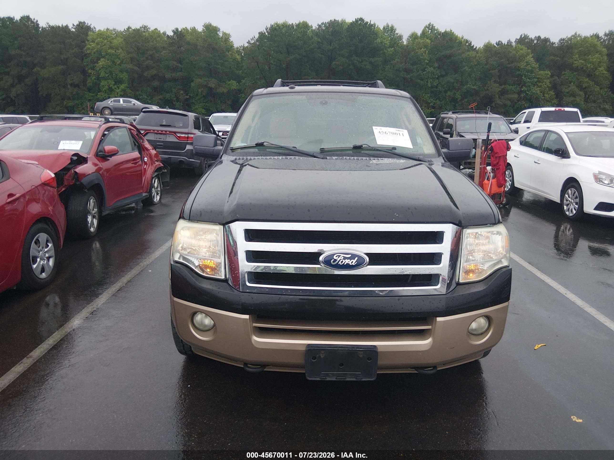 2012 Ford Expedition Xlt Black vin: 1FMJU1J53CEF05820