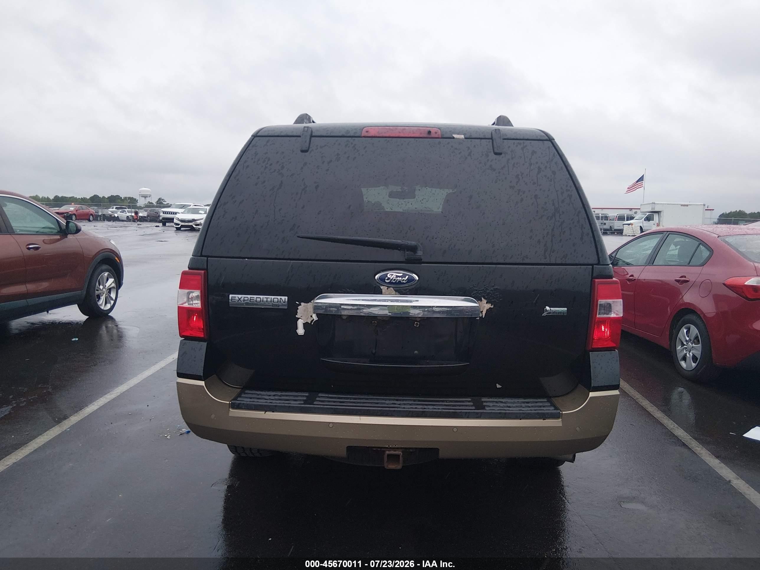 2012 Ford Expedition Xlt Black vin: 1FMJU1J53CEF05820