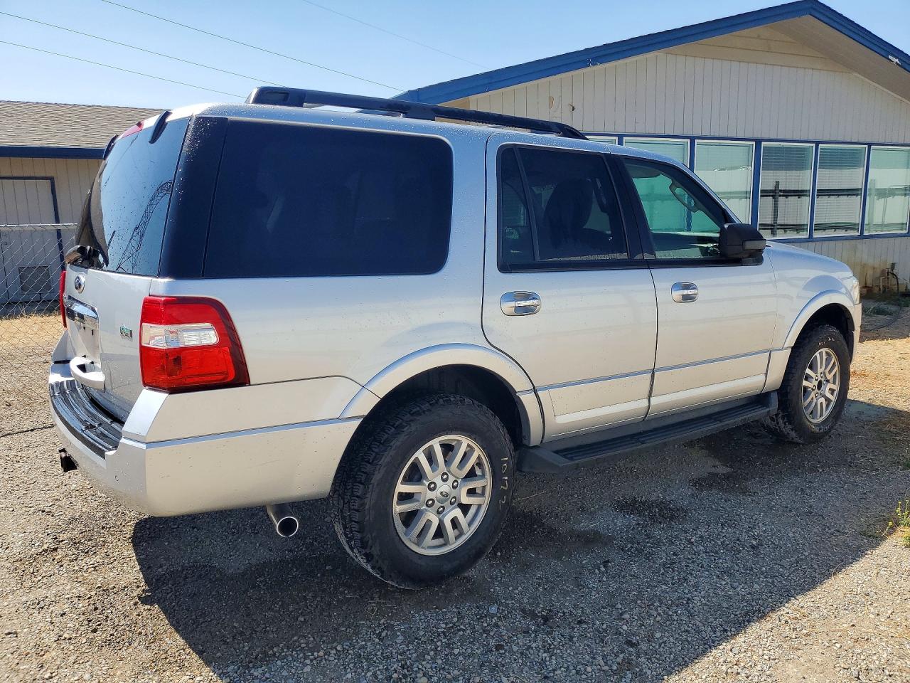 2012 Ford Expedition Xlt Silver vin: 1FMJU1J53CEF48988