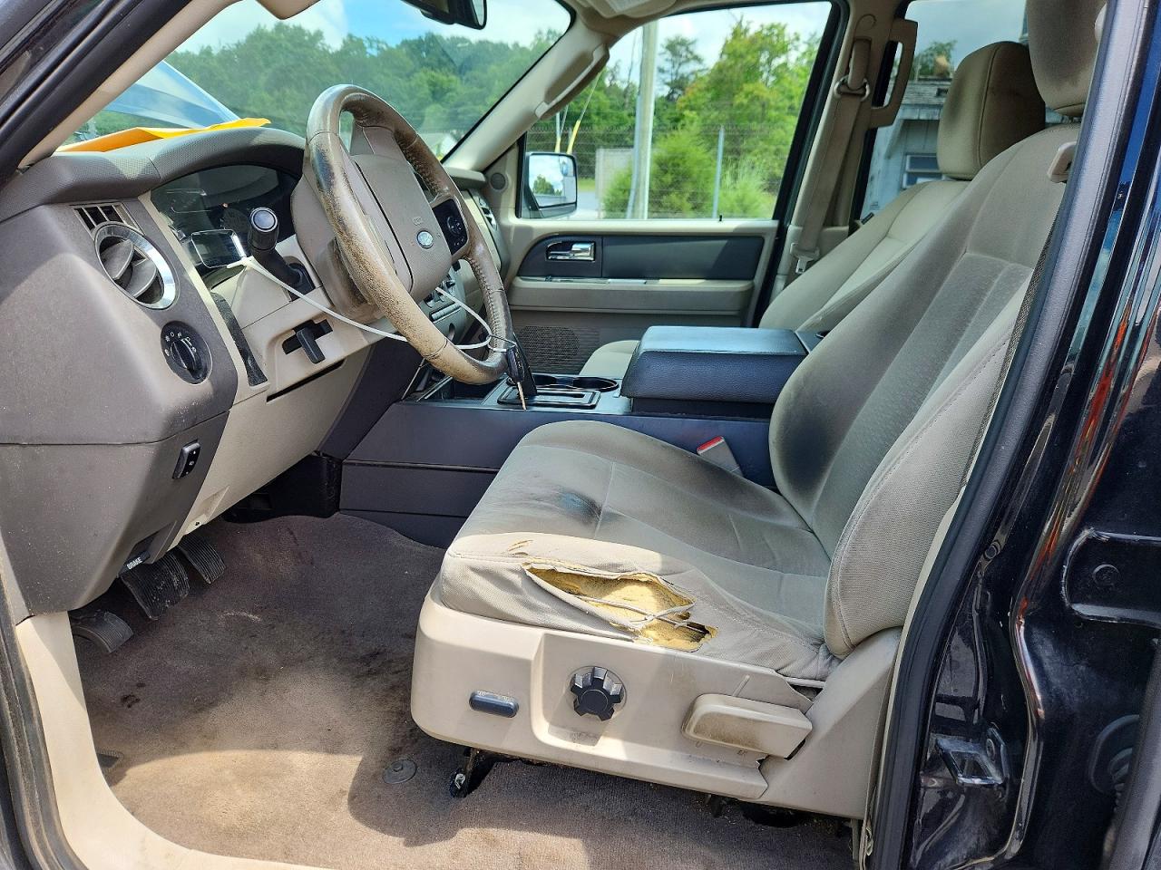 2014 Ford Expedition Xlt Угольный vin: 1FMJU1J53EEF61386