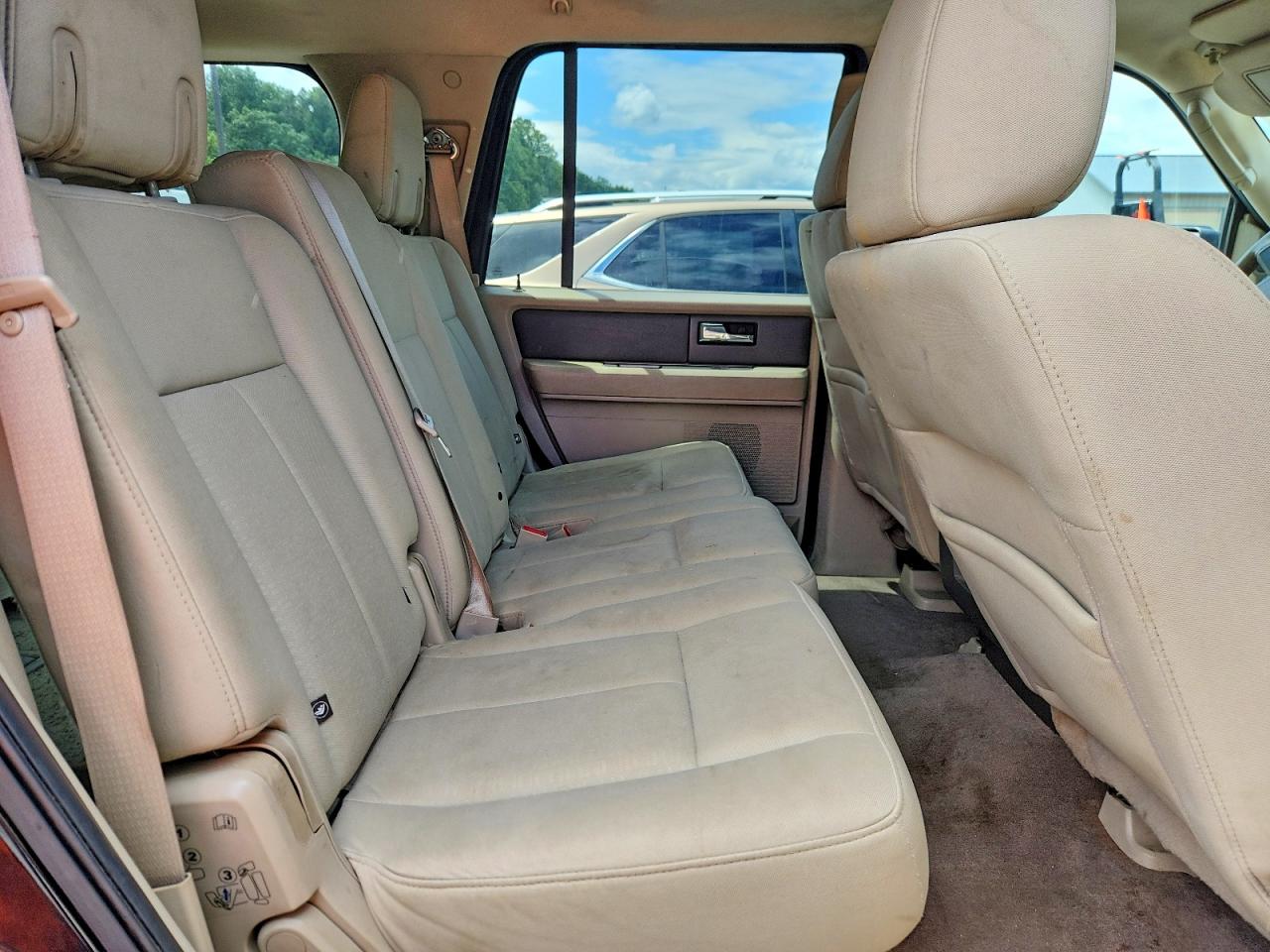 2014 Ford Expedition Xlt Угольный vin: 1FMJU1J53EEF61386