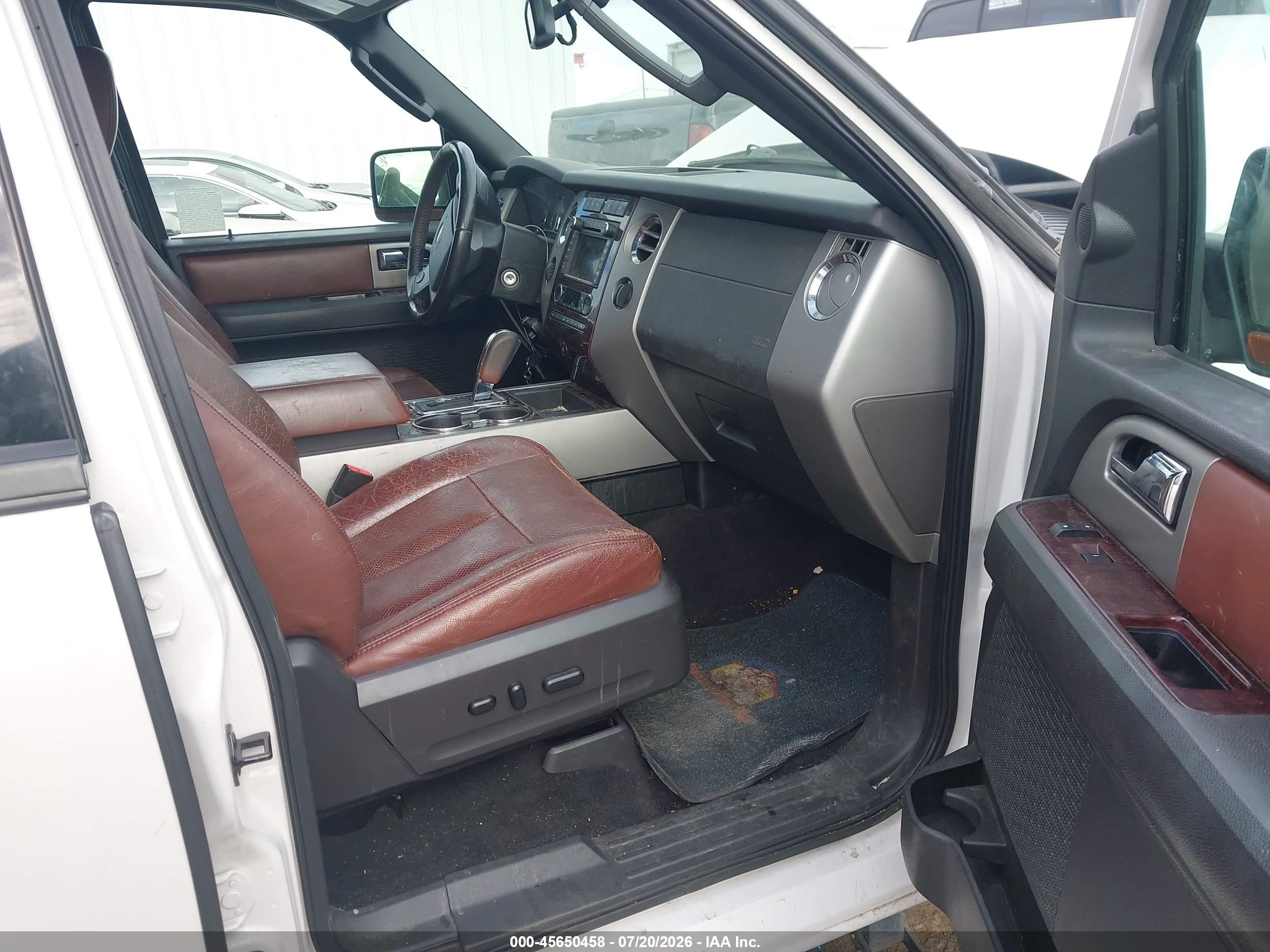 2011 Ford Expedition King Ranch White vin: 1FMJU1J54BEF21412