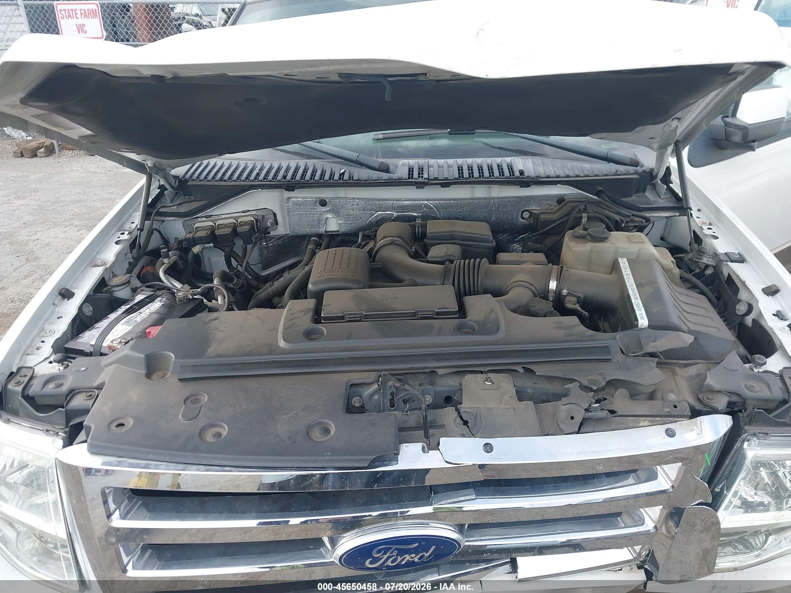 2011 Ford Expedition King Ranch White vin: 1FMJU1J54BEF21412