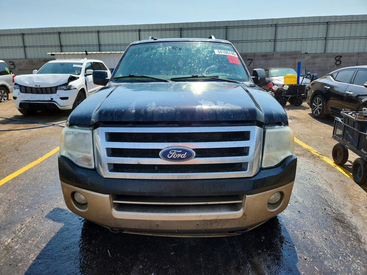 2011 Ford Expedition Xlt Black vin: 1FMJU1J54BEF25881